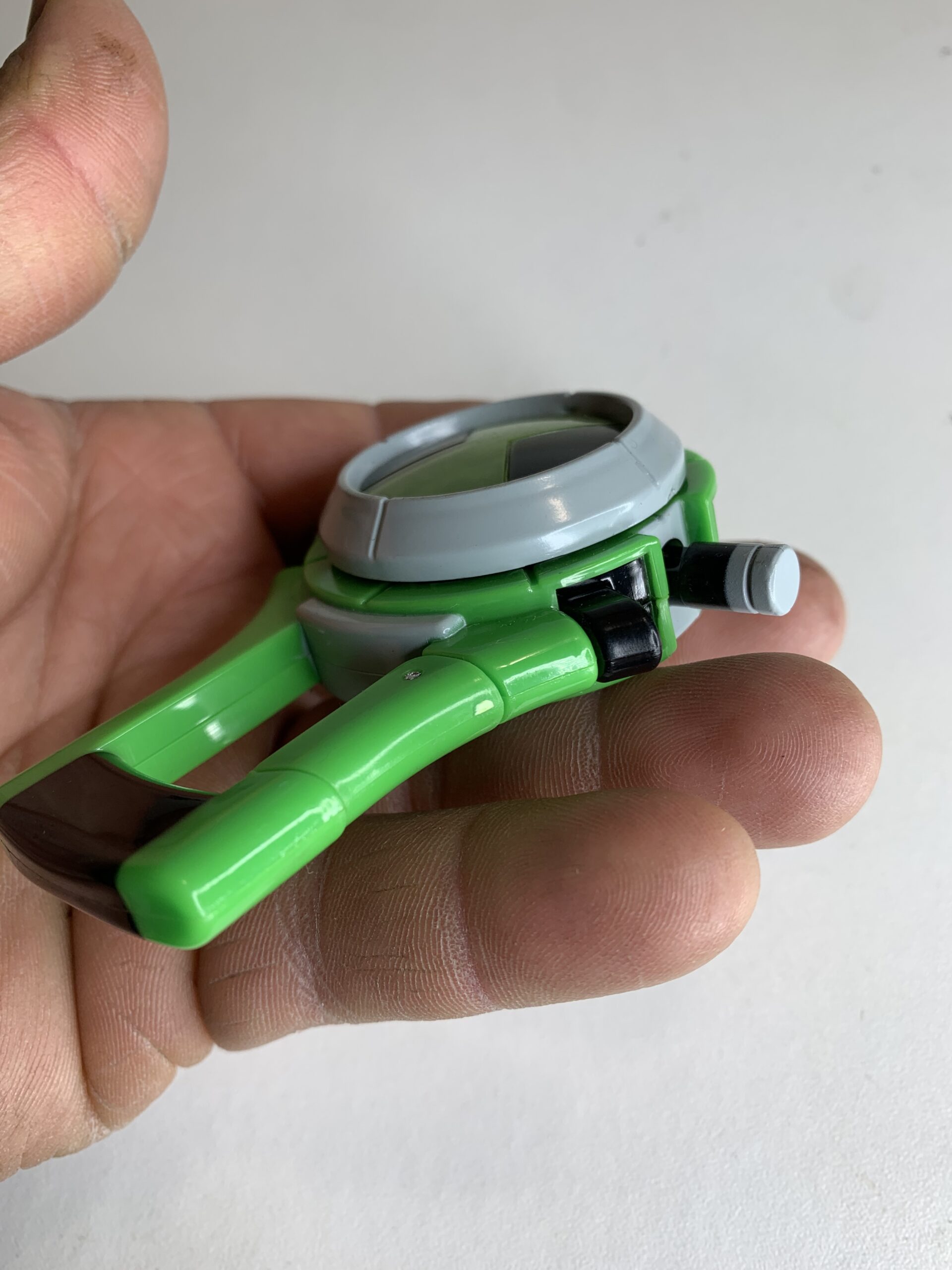 BEN 10 OMNITRIX CLIP (FUNCIONANDO) – 35 GRAMAS – USADO (UK) PREÇO DO FRETE NA DESCRIÇÃO - Imagem 2