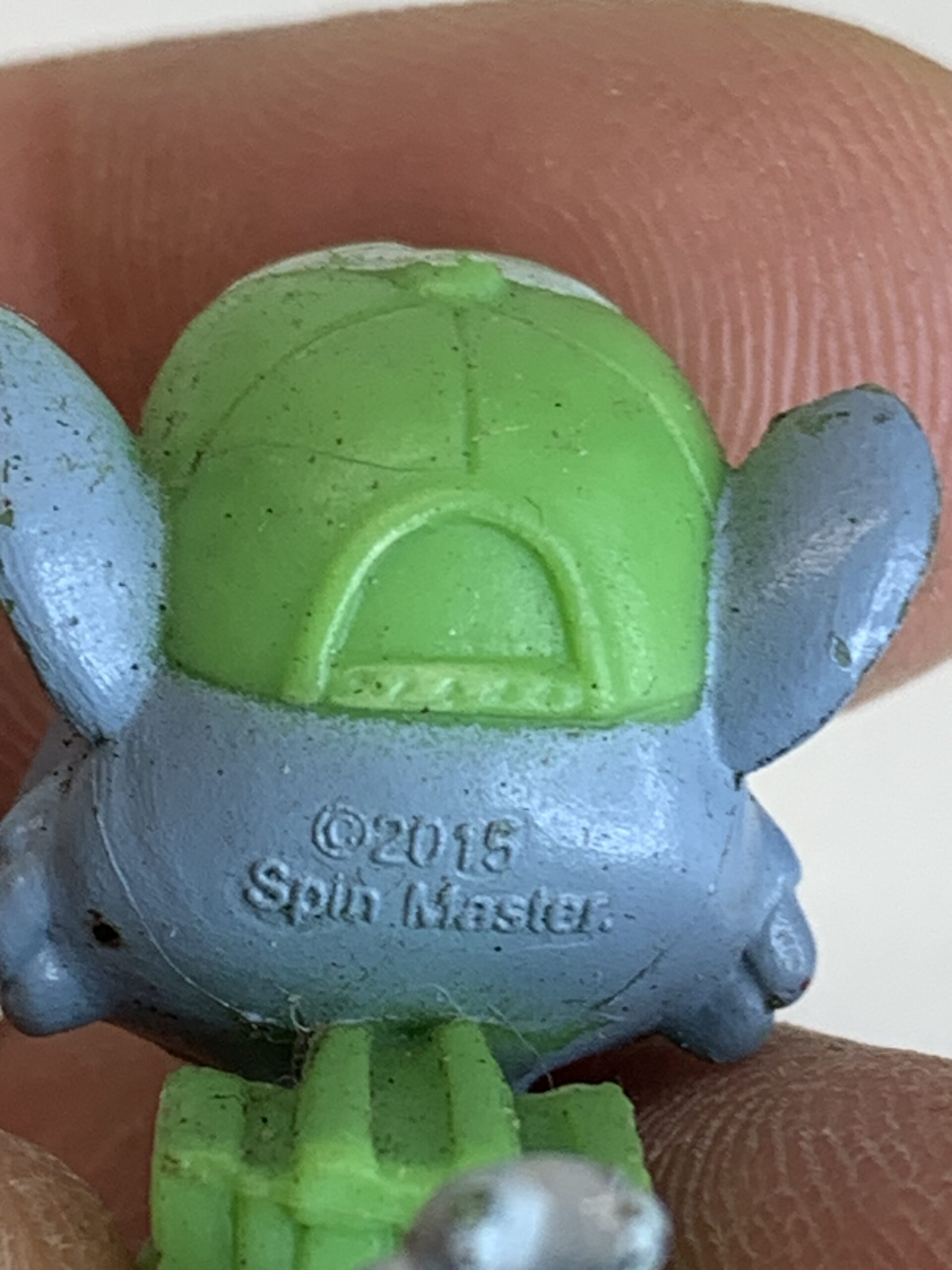 MINI FIGURA PAW PATROL ROCKY (PATRULHA CANINA) – 08 GRAMAS – USADO (UK) PREÇO DO FRETE NA DESCRIÇÃO - Imagem 8