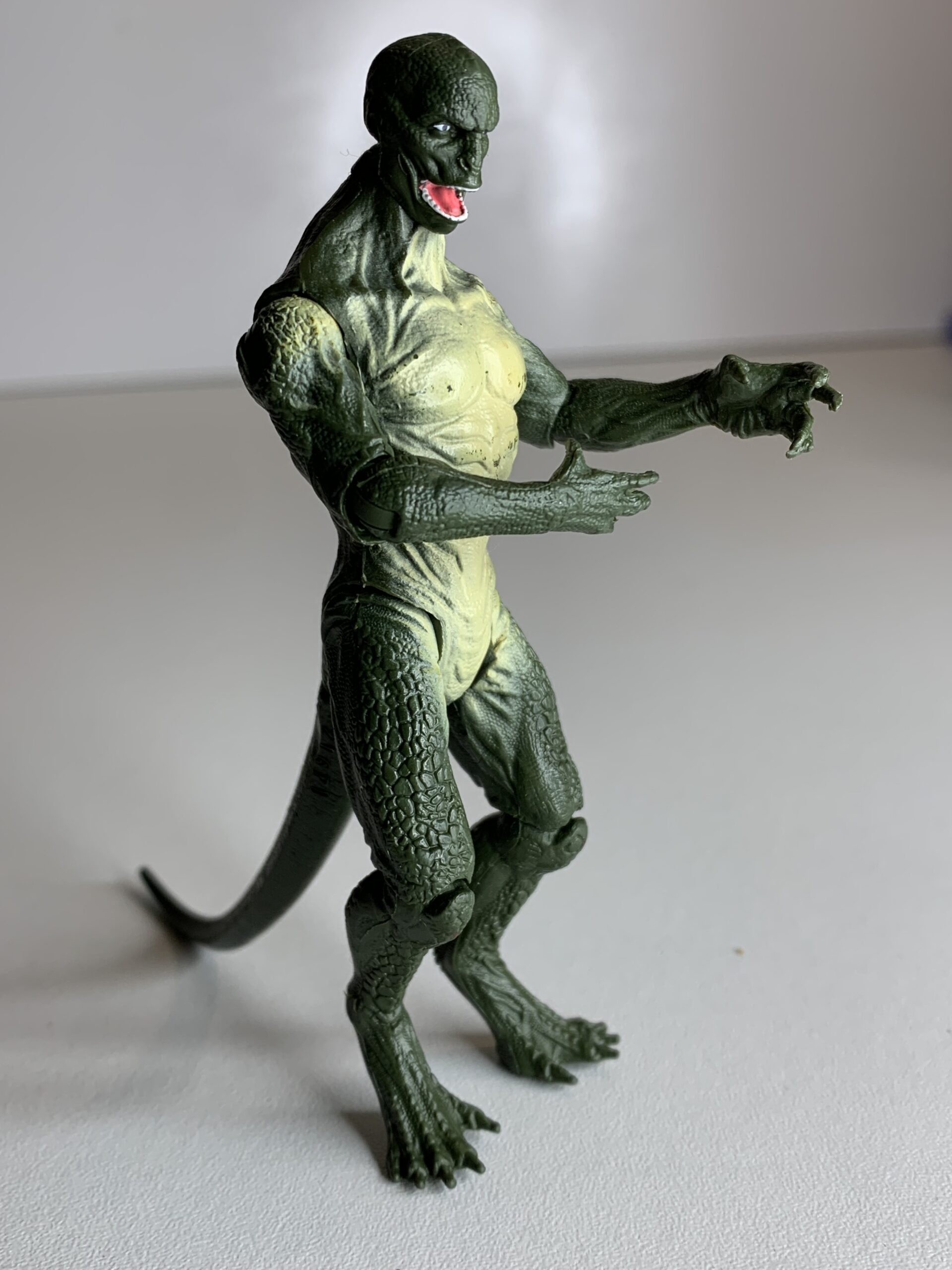 FIGURA DE 2012 LAGARTO (LIZARD) DO FILME "O ESPETACULAR HOMEM-ARANHA" (THE AMAZING SPIDER-MAN) - 22 GRAMAS – #5 USADO (UK) PREÇO DO FRETE NA DESCRIÇÃO