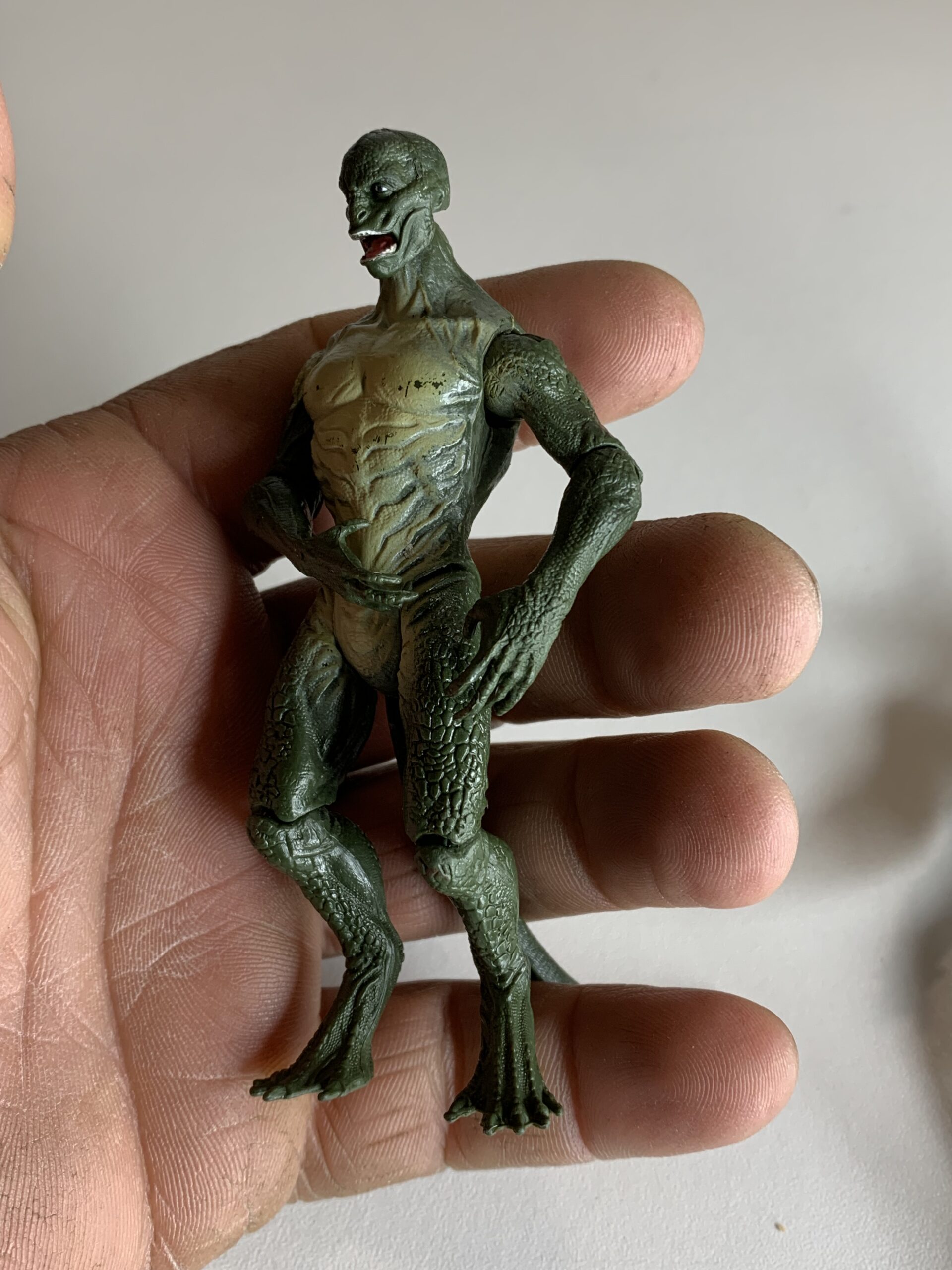 FIGURA DE 2012 LAGARTO (LIZARD) DO FILME "O ESPETACULAR HOMEM-ARANHA" (THE AMAZING SPIDER-MAN) - 22 GRAMAS – #5 USADO (UK) PREÇO DO FRETE NA DESCRIÇÃO - Imagem 4