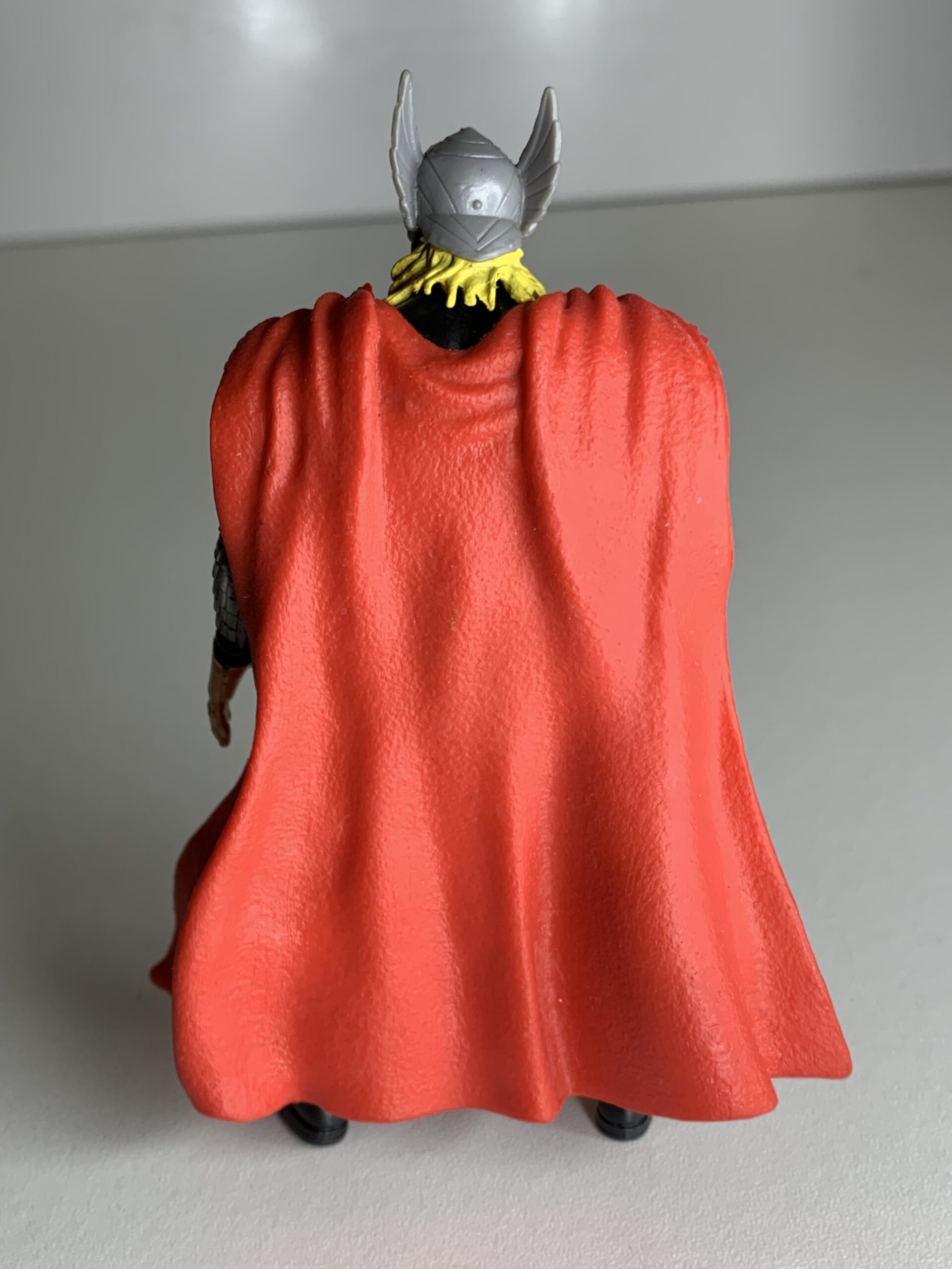 FIGURA DE 2013 THOR MARVEL AVENGERS ASSEMBLE – 48 GRAMAS – USADO (UK) PREÇO DO FRETE NA DESCRIÇÃO - Imagem 6