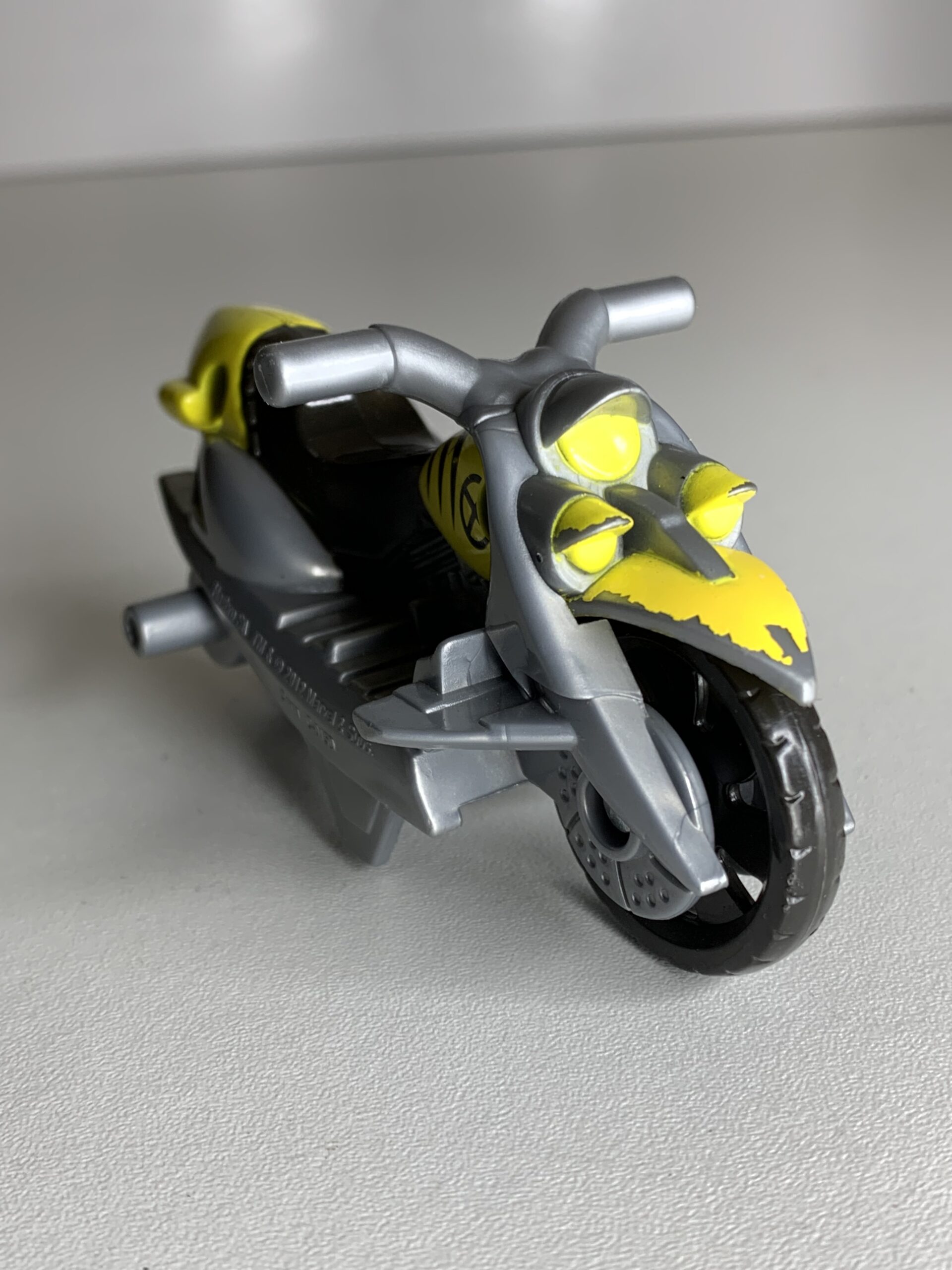 FIGURA DE 2012 HEROES MARVEL SUPER HERO ADVENTURES WOLVERINE CLAW RACER VEHICLE - MARVEL & SUBS. – 59 GRAMAS – USADO (UK) PREÇO DO FRETE NA DESCRIÇÃO - Imagem 2