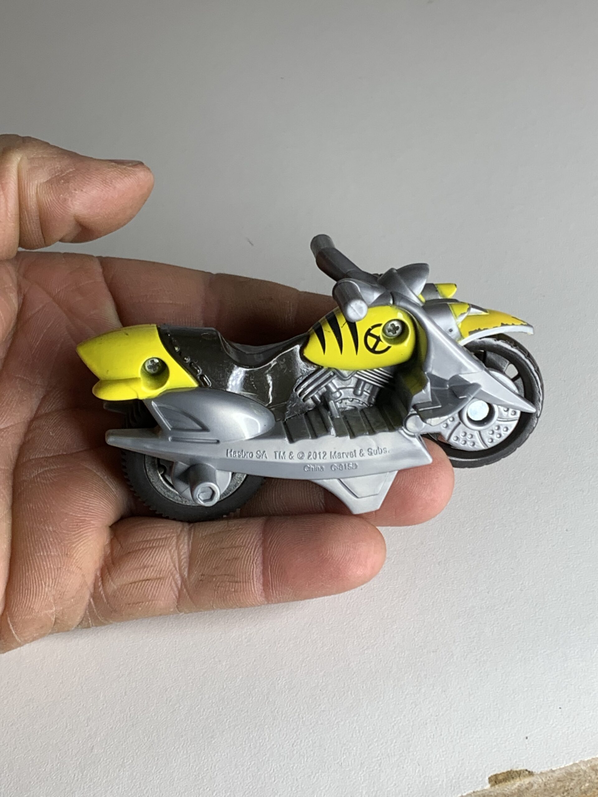 FIGURA DE 2012 HEROES MARVEL SUPER HERO ADVENTURES WOLVERINE CLAW RACER VEHICLE - MARVEL & SUBS. – 59 GRAMAS – USADO (UK) PREÇO DO FRETE NA DESCRIÇÃO - Imagem 4