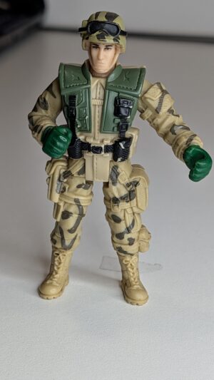 FIGURA SOLDADO DE GUERRA CHAP MEI – 30 GRAMAS – USADO (UK) PREÇO DO FRETE NA DESCRIÇÃO