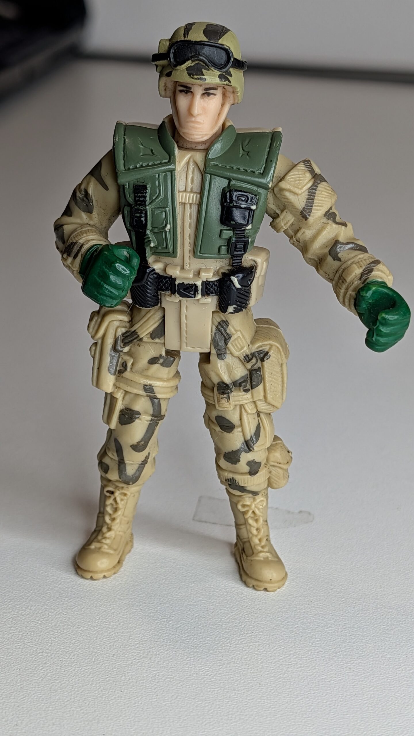 FIGURA SOLDADO DE GUERRA CHAP MEI – 30 GRAMAS – USADO (UK) PREÇO DO FRETE NA DESCRIÇÃO