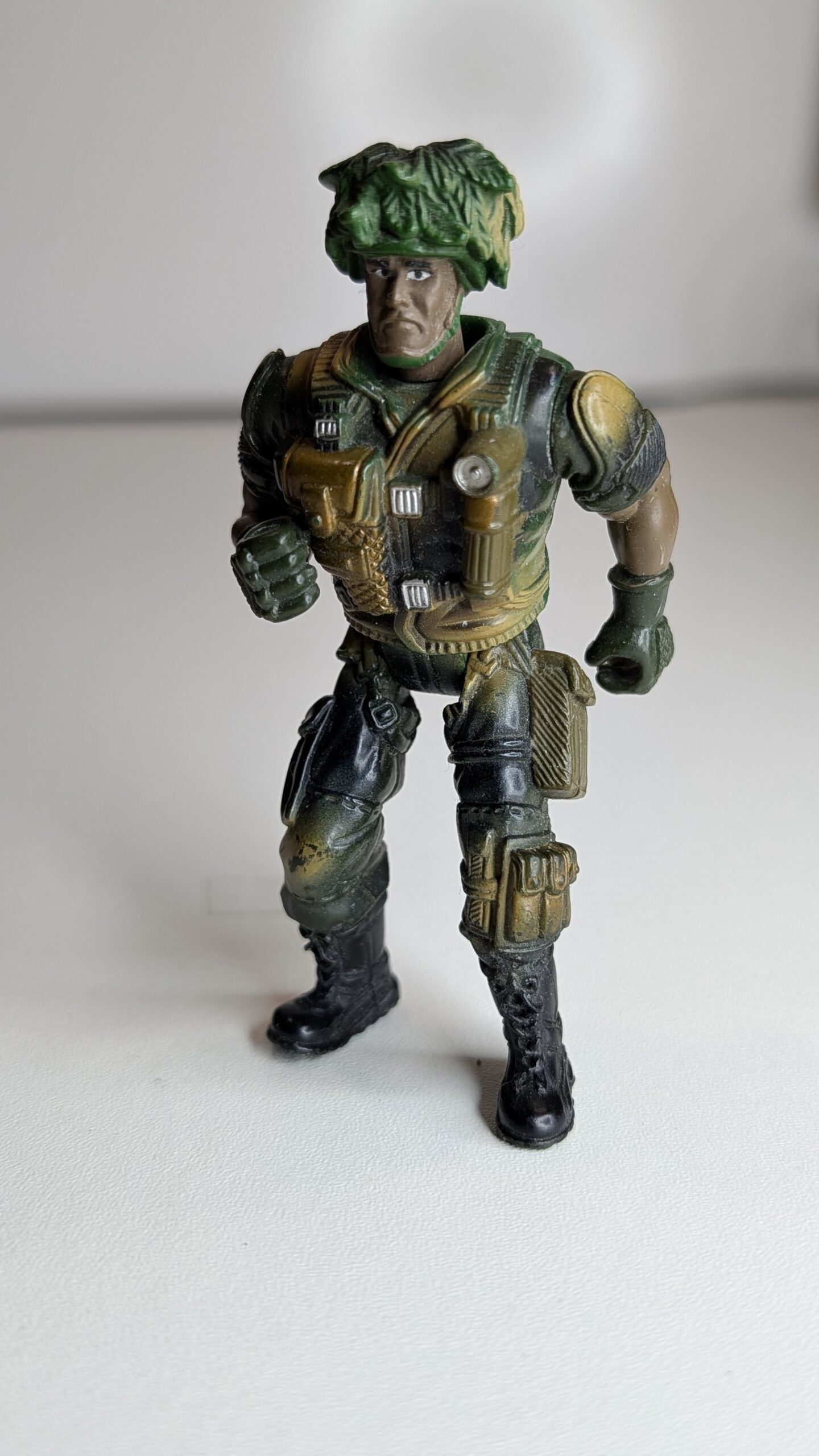 FIGURA SOLDADO DE GUERRA CHAP MEI – 26 GRAMAS – USADO (UK) PREÇO DO FRETE NA DESCRIÇÃO