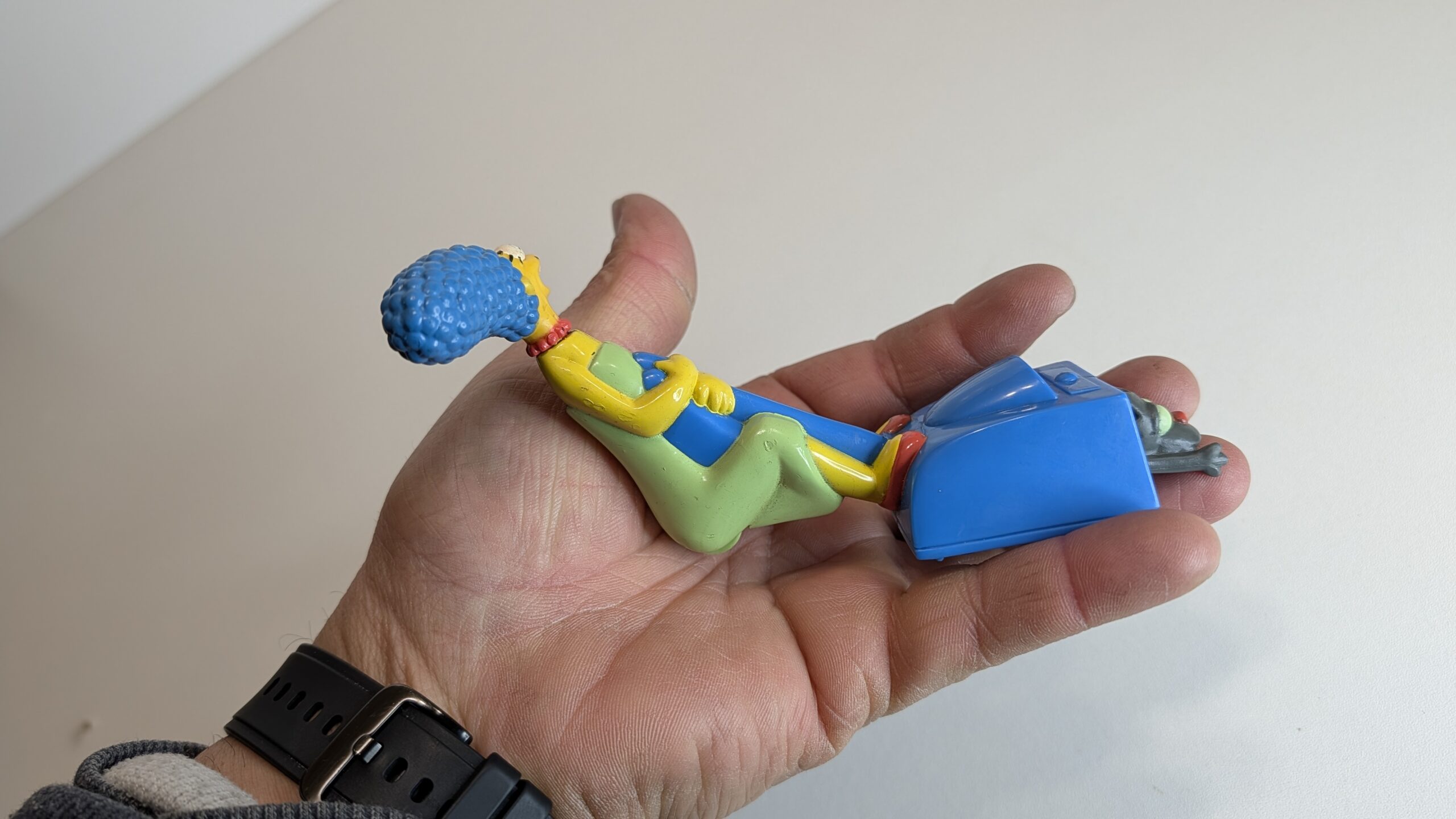 FIGURA DE 1998 - BURGER KING MARGE SIMPSON SNOWBALL – 38 GRAMAS – #5 USADO (UK) PREÇO DO FRETE NA DESCRIÇÃO - Imagem 4