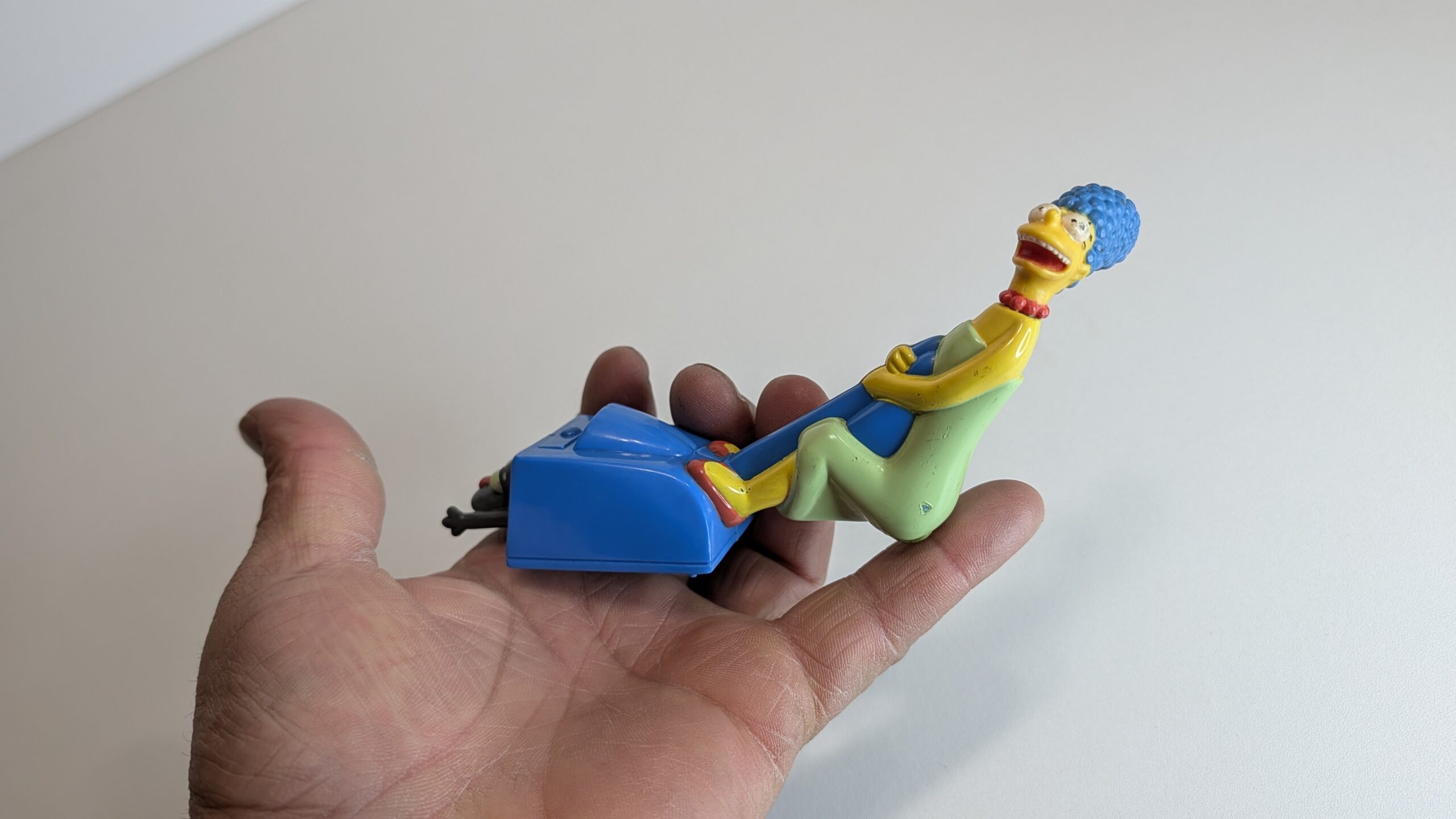 FIGURA DE 1998 - BURGER KING MARGE SIMPSON SNOWBALL – 38 GRAMAS – #5 USADO (UK) PREÇO DO FRETE NA DESCRIÇÃO - Imagem 3