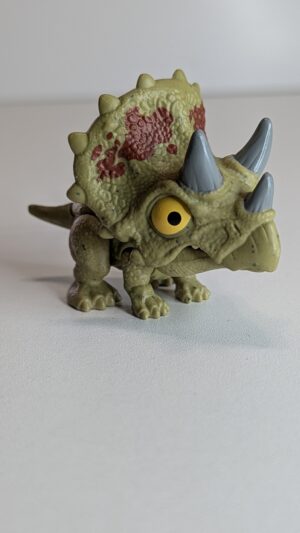 FIGURA DE 2019 JURASSIC WORLD SNAP SQUAD TRICERATOPS  DINOSSAURO – 34 GRAMAS – 5#  USADO (UK) PREÇO DO FRETE NA DESCRIÇÃO