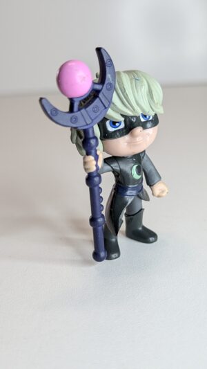 FIGURA PJ MASKS MOONLIGHT HEROES AND VILLAINS (PJ MÁSCARAS GAROTA LUNAR) – 37 GRAMAS –  5# USADO (UK) PREÇO DO FRETE NA DESCRIÇÃO