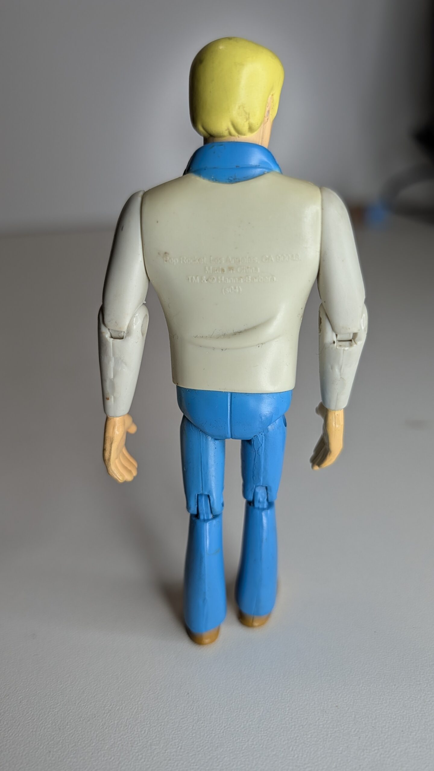 FIGURA DE 2004 SCOOBY-DOO SCOOBY DOO FRED – 28 GRAMAS - USADO - Imagem 6