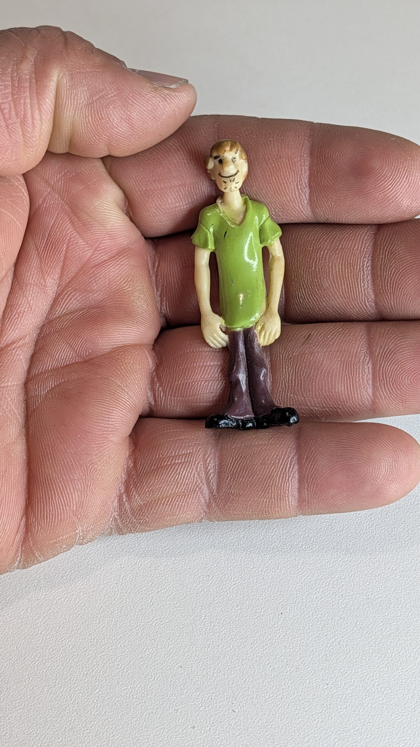 FIGURA SCOOBY-DOO SCOOBY DOO - SALSICHA SHAGGY – 4 GRAMAS – USADO - Imagem 2