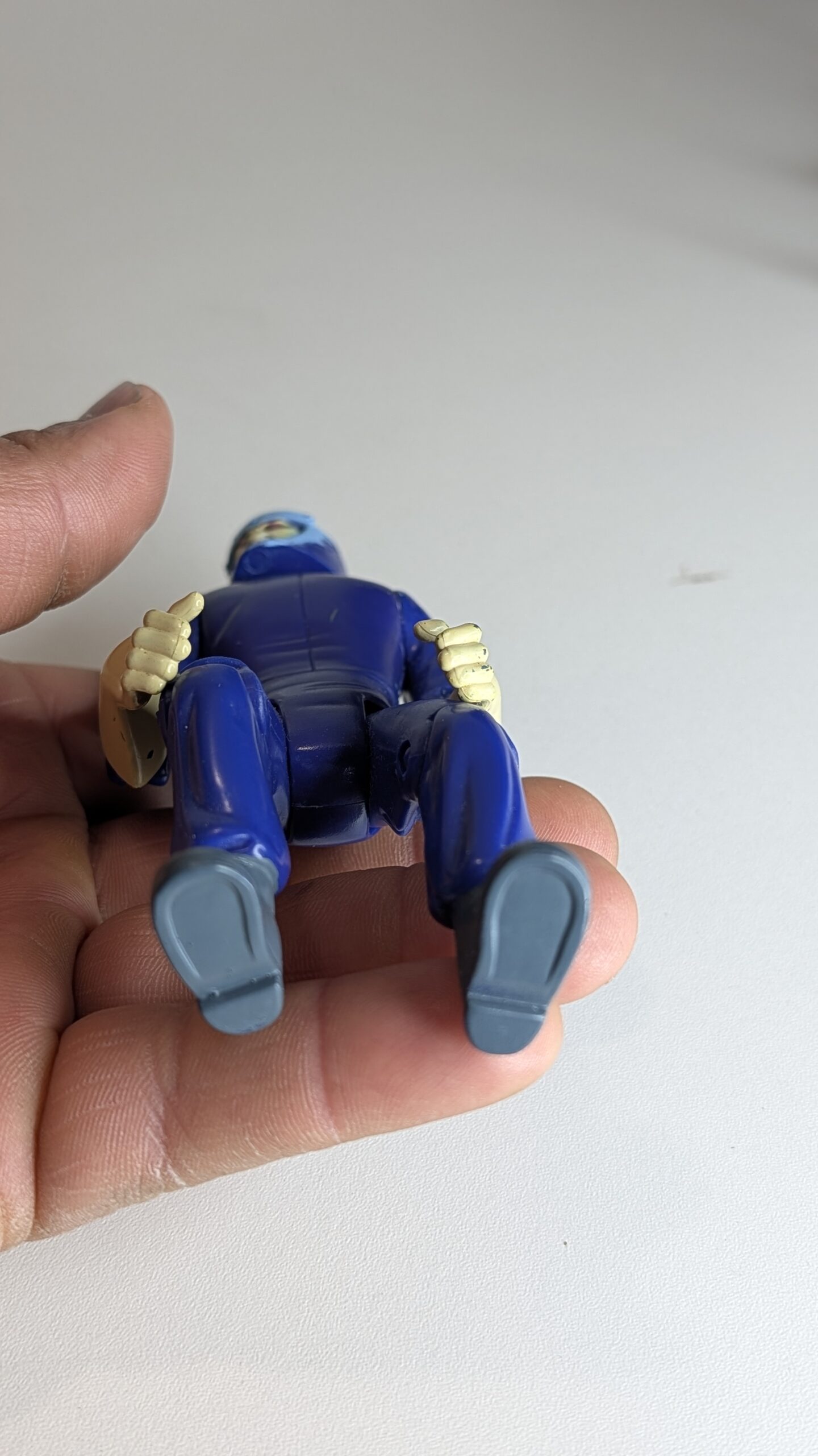 FIGURA DE 2007 SCOOBY-DOO SCOOBY DOO AND THE PHANTOM RACER - SCOOBY-DOO E O CORREDOR FANTASMA – 57 GRAMAS - USADO - Imagem 7