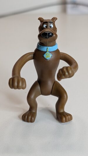 FIGURA DE 2011 MCDONALD'S SCOOBY-DOO – 16 GRAMAS – USADO