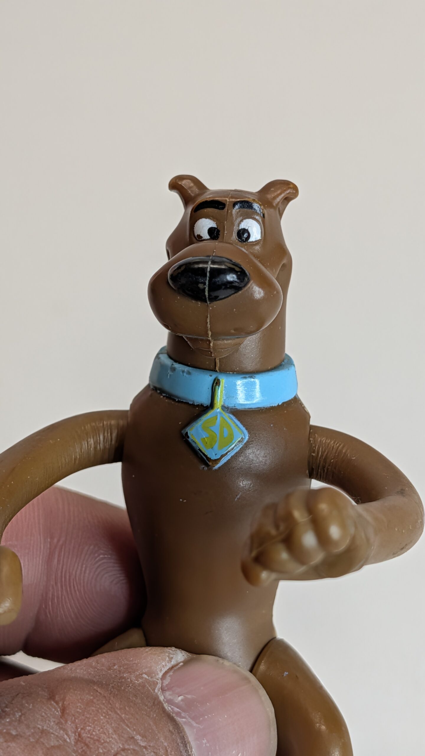 FIGURA DE 2011 MCDONALD'S SCOOBY-DOO – 16 GRAMAS – USADO - Imagem 2