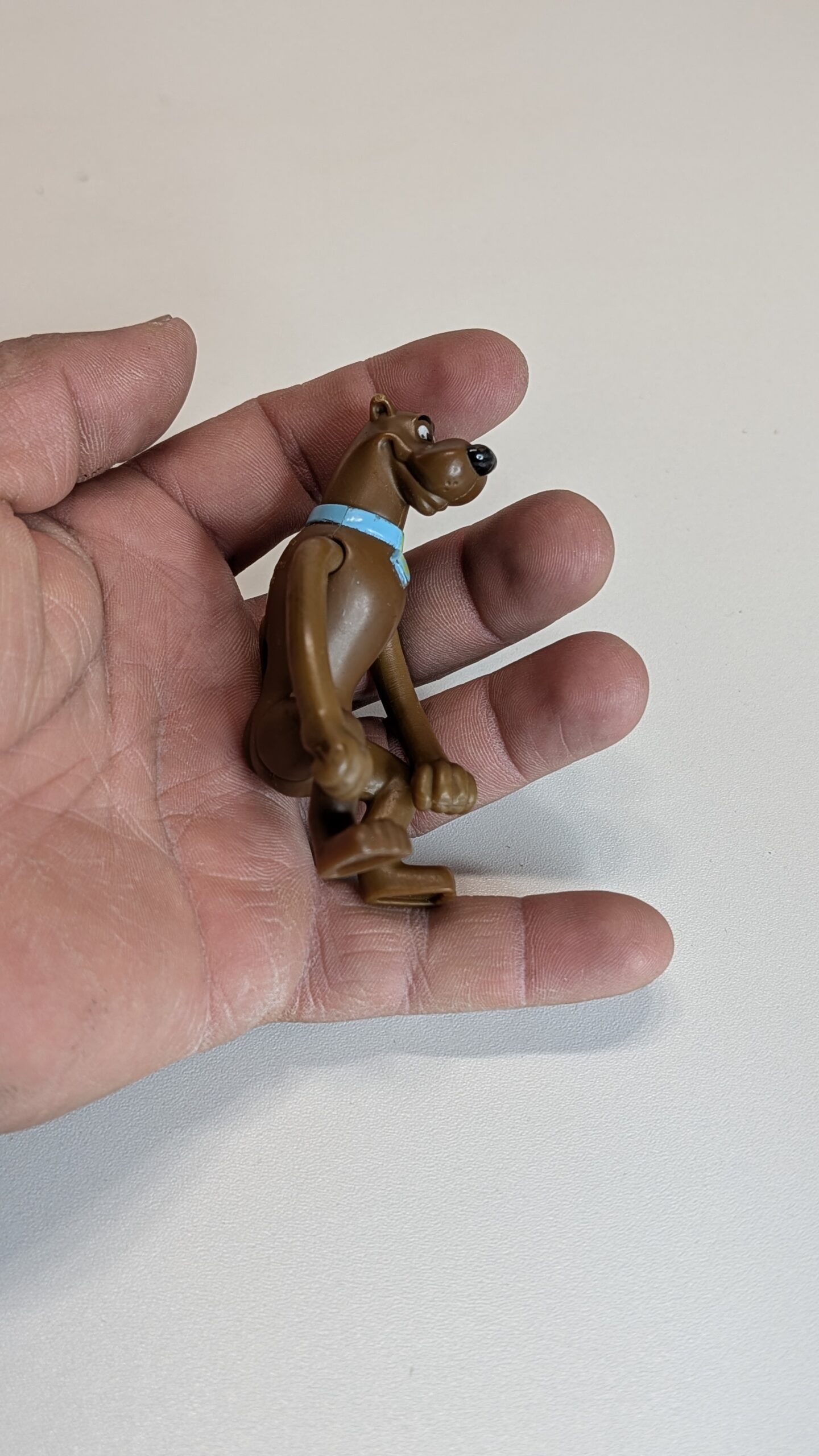 FIGURA DE 2011 MCDONALD'S SCOOBY-DOO – 16 GRAMAS – USADO - Imagem 3