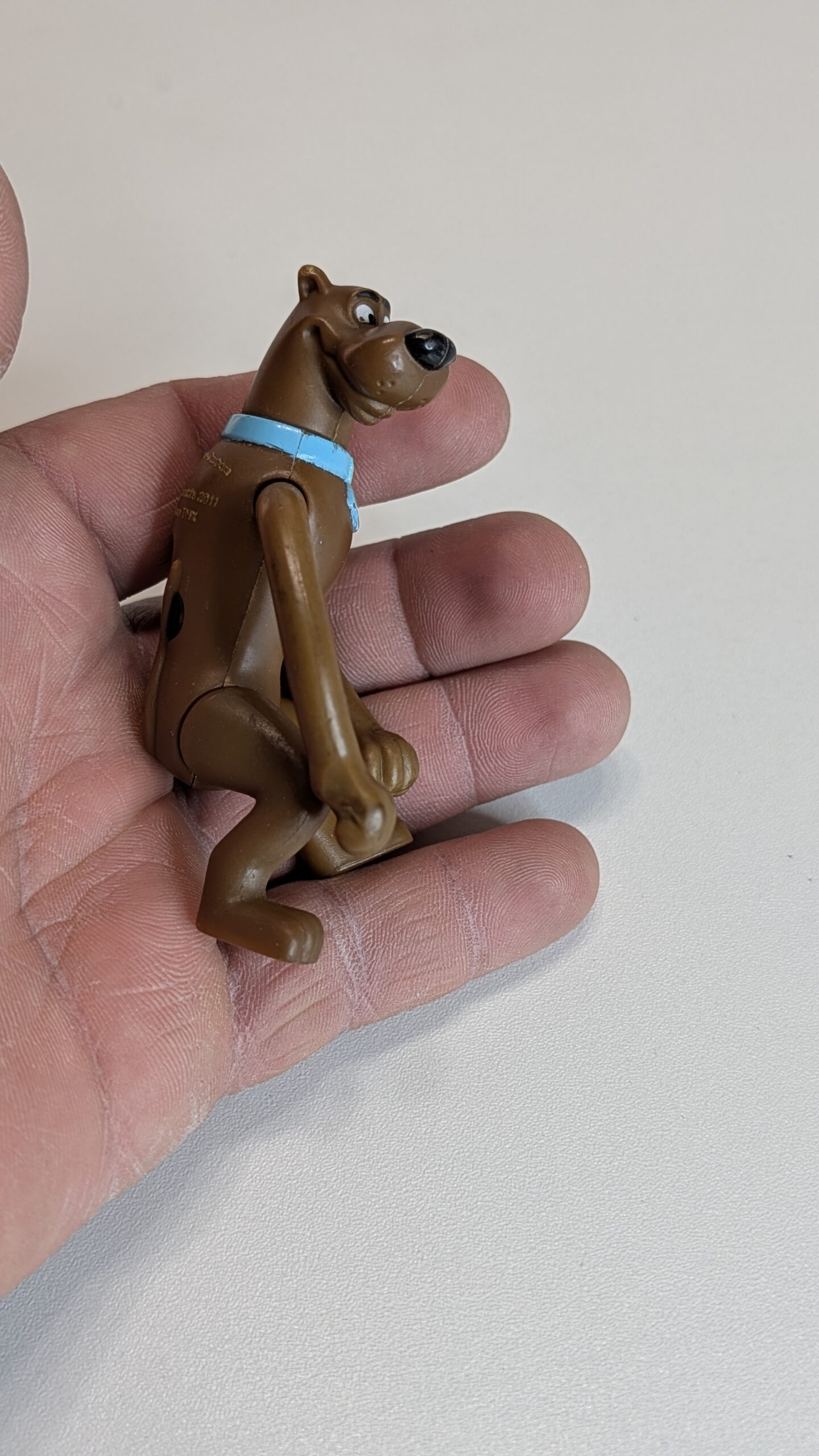 FIGURA DE 2011 MCDONALD'S SCOOBY-DOO – 16 GRAMAS – USADO - Imagem 5
