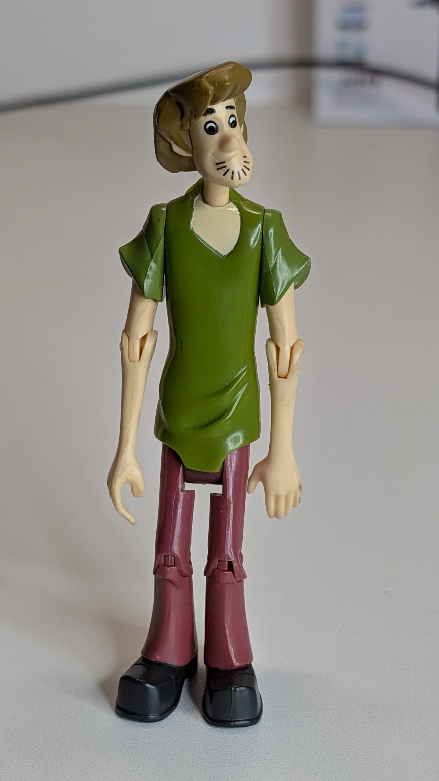 FIGURA DE 2011 SCOOBY-DOO SALSICHA SHAGGY – 28 GRAMAS – USADO