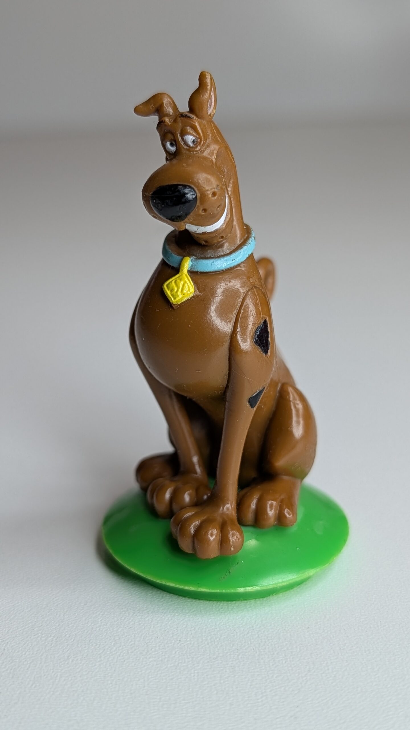 FIGURA DE 2008 SCOOBY-DOO - 19 GRAMAS - USADO