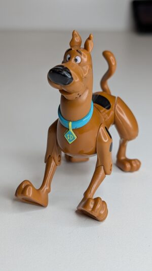 FIGURA DE 2011 SCOOBY-DOO - 34 GRAMAS - USADO