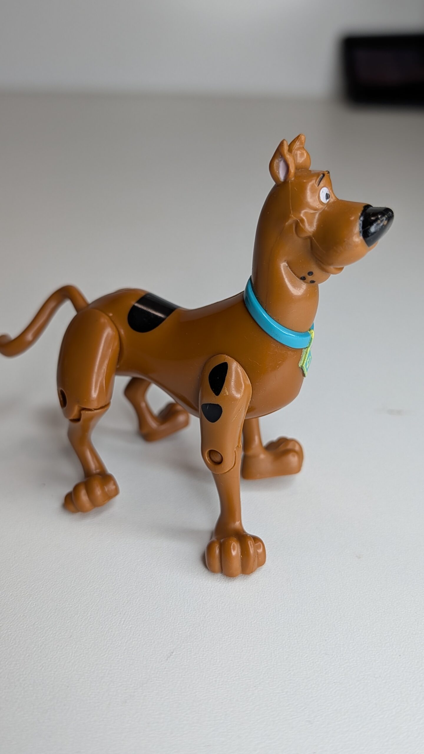 FIGURA DE 2011 SCOOBY-DOO - 34 GRAMAS - USADO - Imagem 4