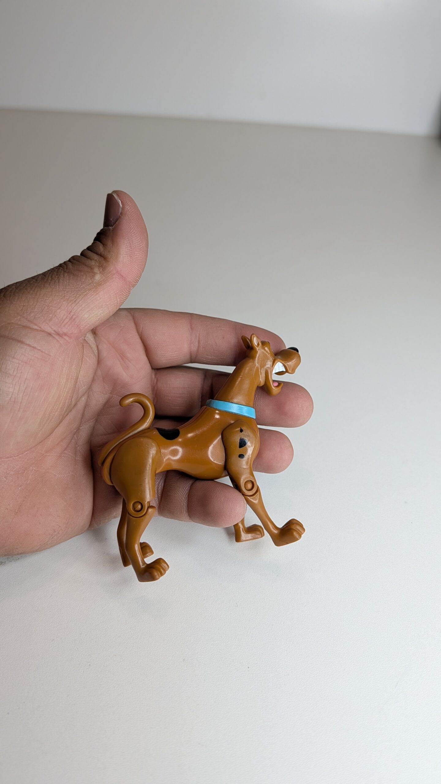 FIGURA DE 2004 SCOOBY-DOO - 32 GRAMAS - USADO - Imagem 3