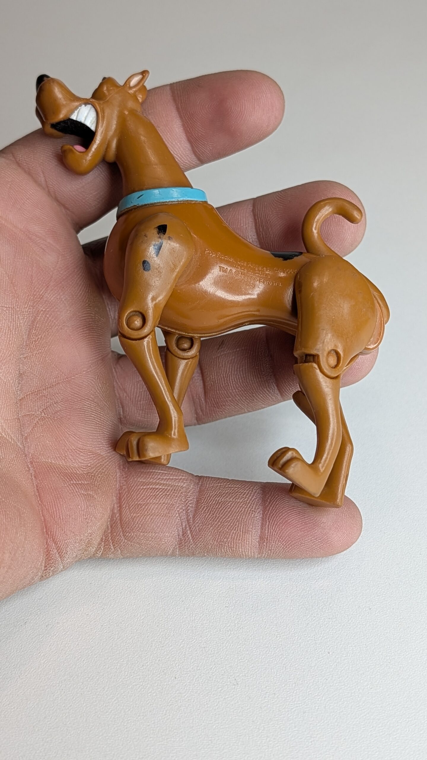 FIGURA DE 2004 SCOOBY-DOO - 32 GRAMAS - USADO - Imagem 4