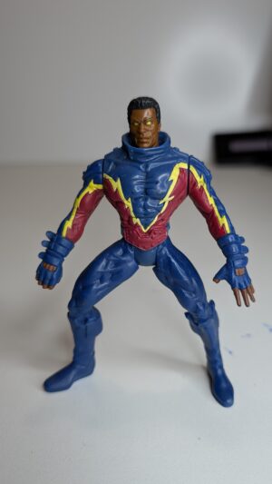 FIGURA DE 1996 DC COMICS RAIO NEGRO (BLACK LIGHTNING) TOTAL JUSTICE – 40 GRAMAS – #5 USADO