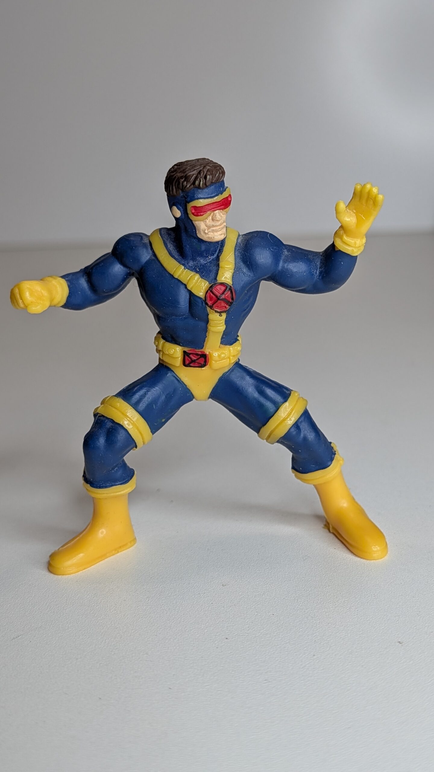FIGURA DE 1996 CYCLOPS - MARVEL – 42 GRAMAS – #5 USADO