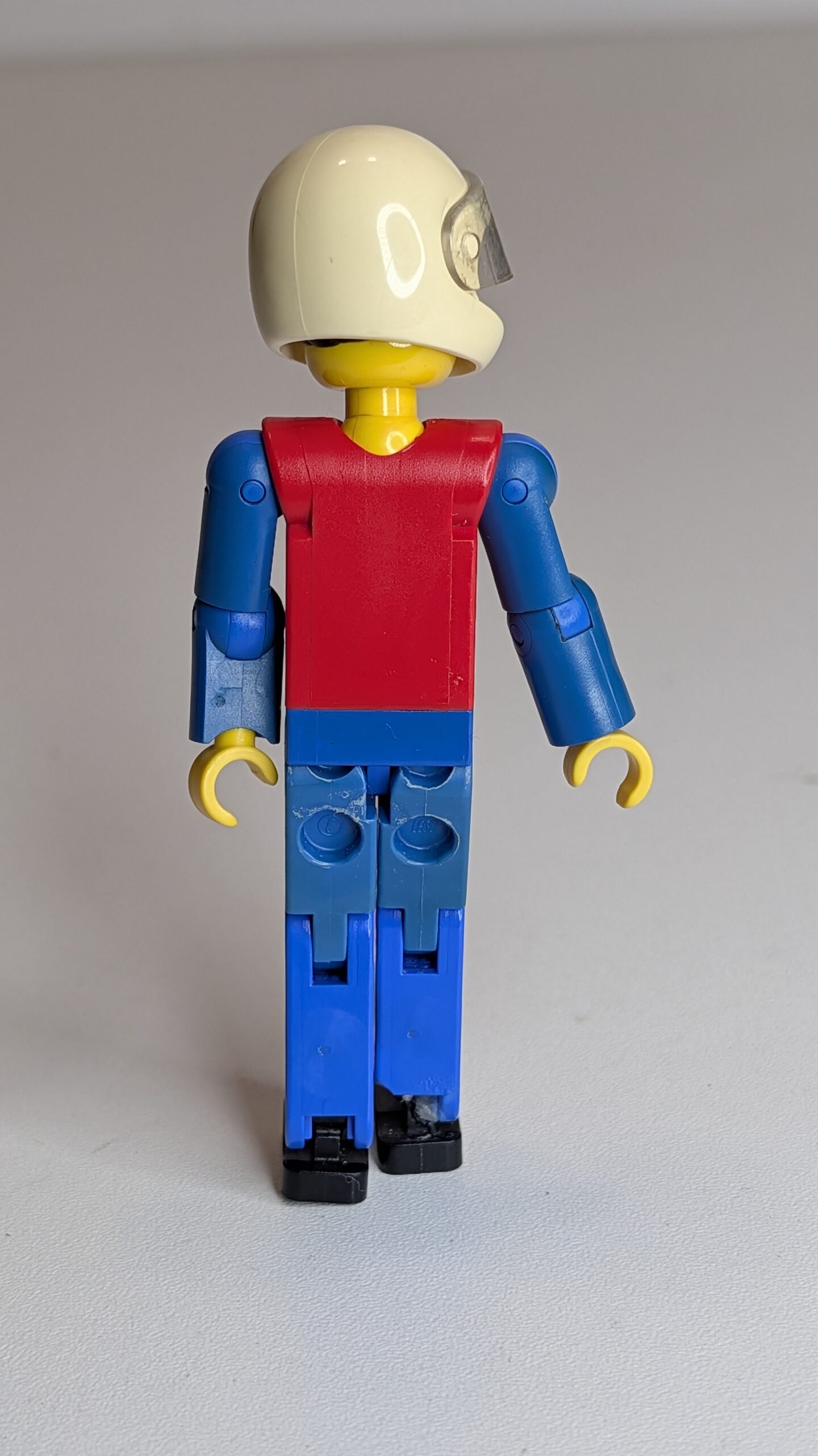 FIGURA DE 1986 TECHNIC FIGURE - LEGO – 16 GRAMAS – #5 USADO - Imagem 4