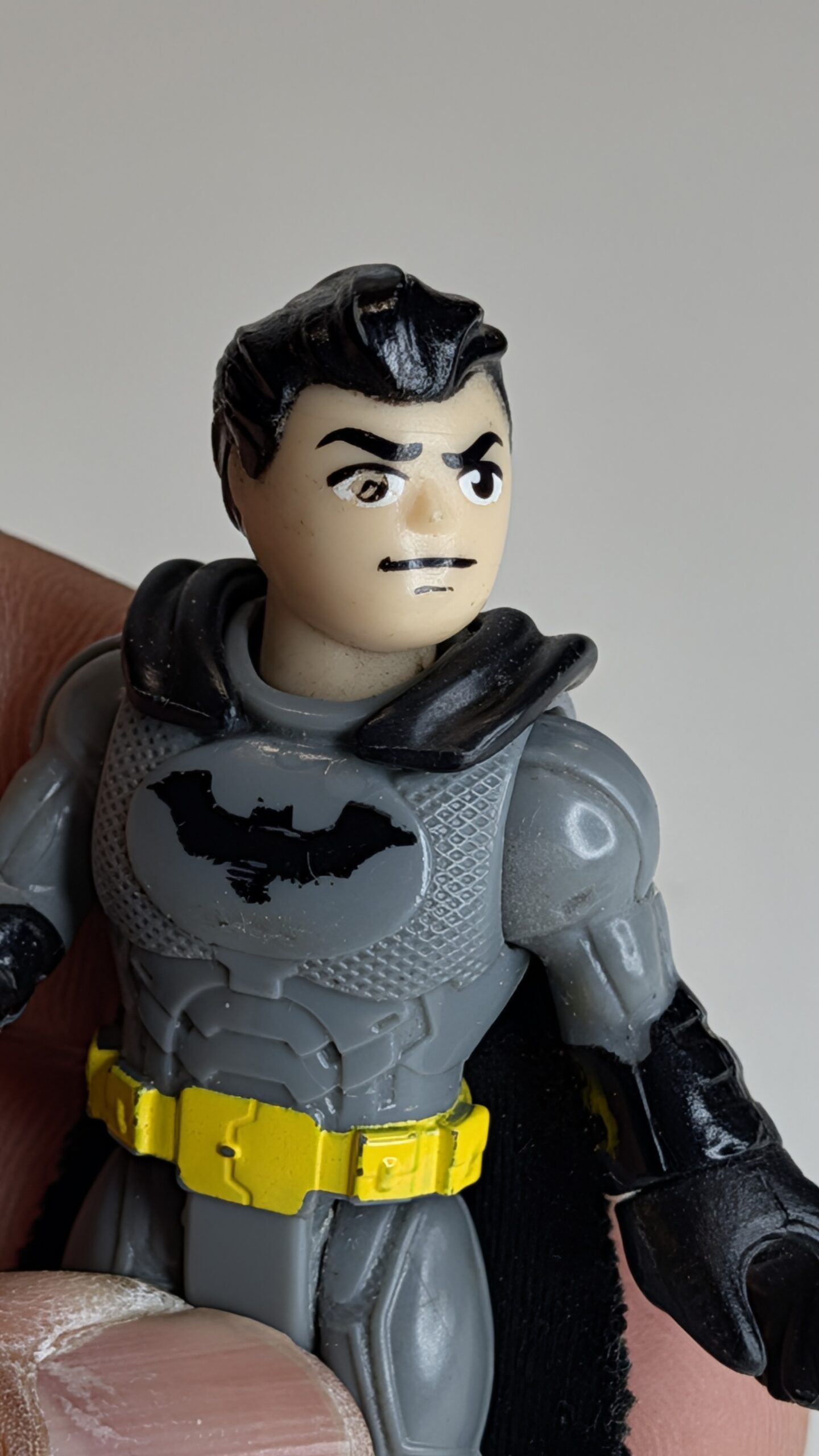 FIGURA DE IMAGINEXT FISHER-PRICE SUPER FRIENDS BATMAN 2017 - DC COMICS – 20 GRAMAS – #5 USADO - Imagem 2