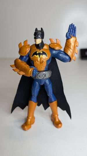FIGURA DE MATTEL BATMAN BATARANG BLAST 2011 - DC COMICS – 79 GRAMAS – #5 USADO