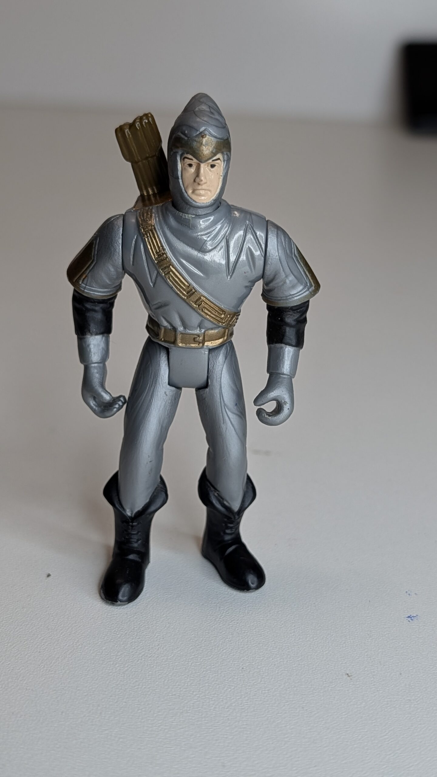 FIGURA DE MEDIVAL FANTASY SILVER ARCHER – 19 GRAMAS – #5 USADO