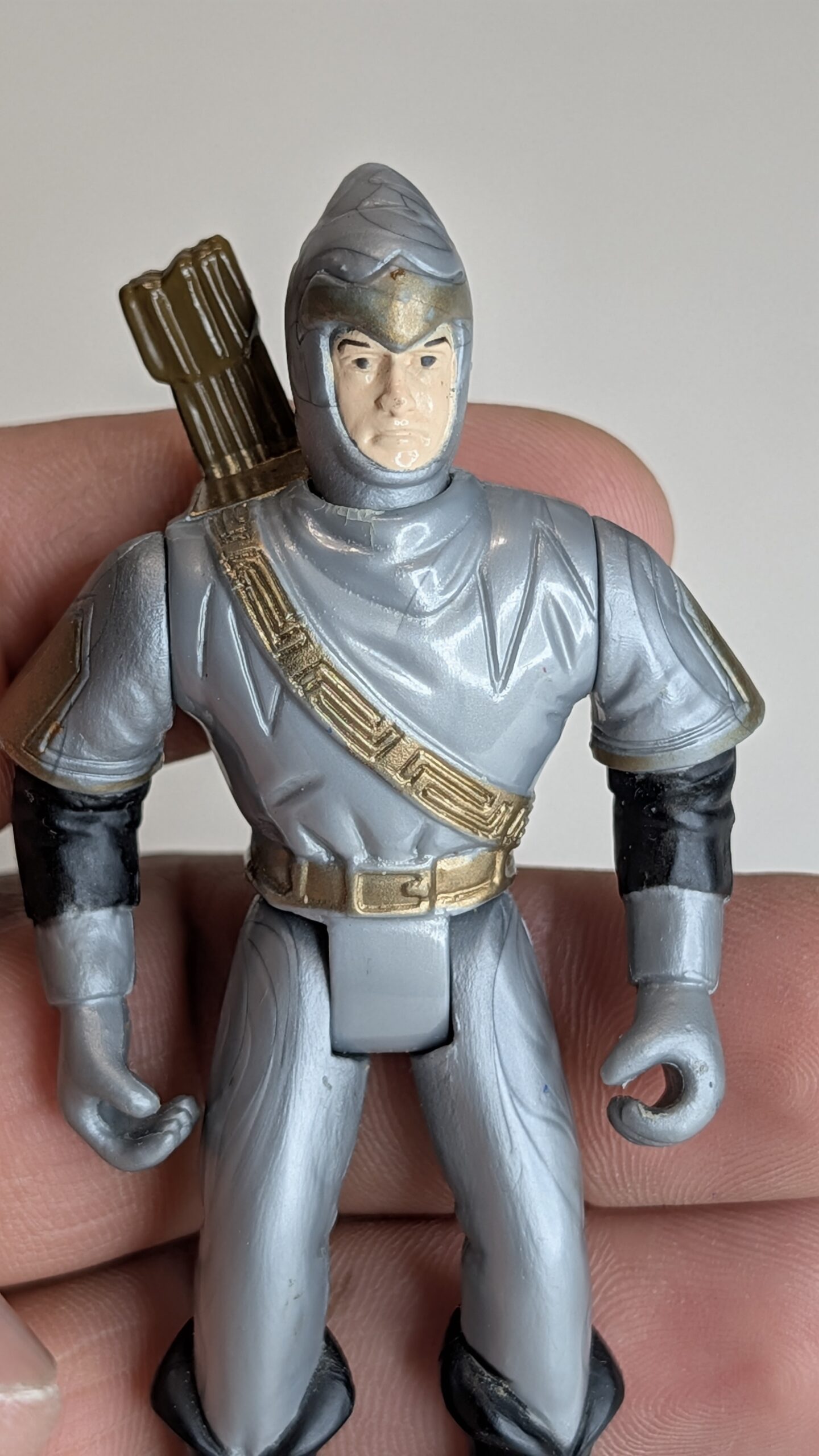 FIGURA DE MEDIVAL FANTASY SILVER ARCHER – 19 GRAMAS – #5 USADO - Imagem 2