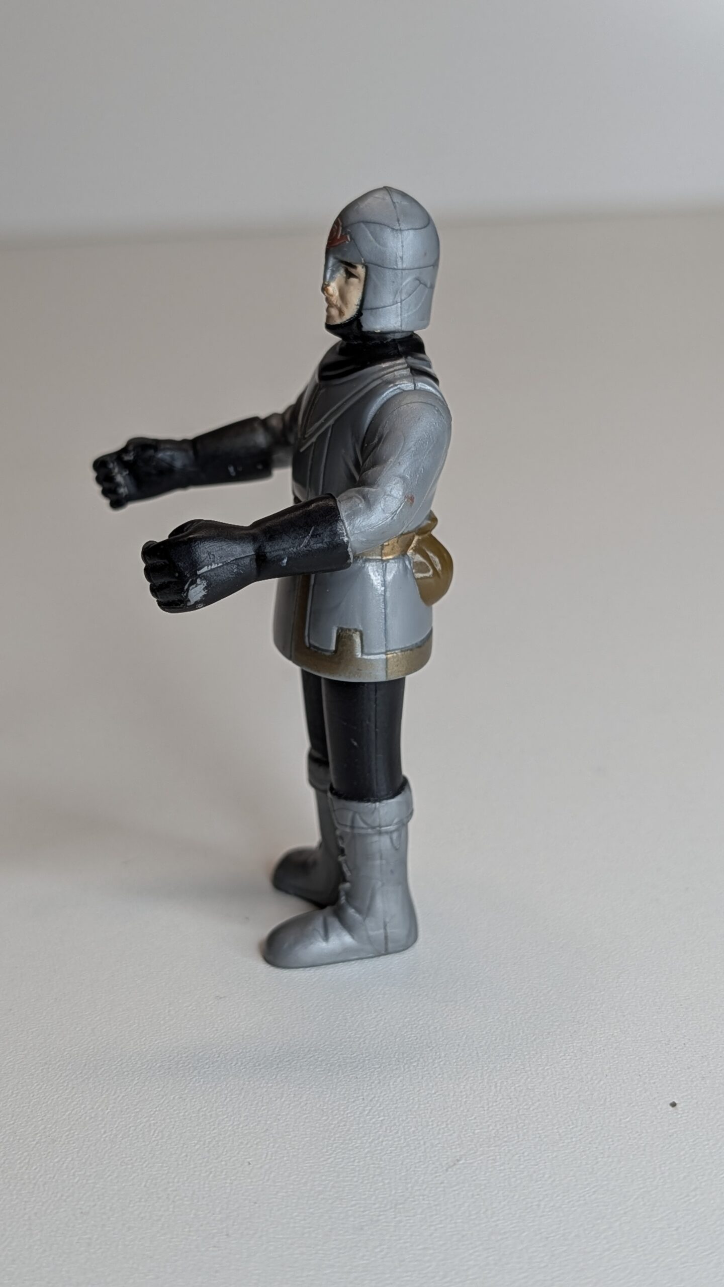 FIGURA DE MEDIVAL FANTASY SILVER KNIGHT – 17 GRAMAS – #5 USADO - Imagem 4