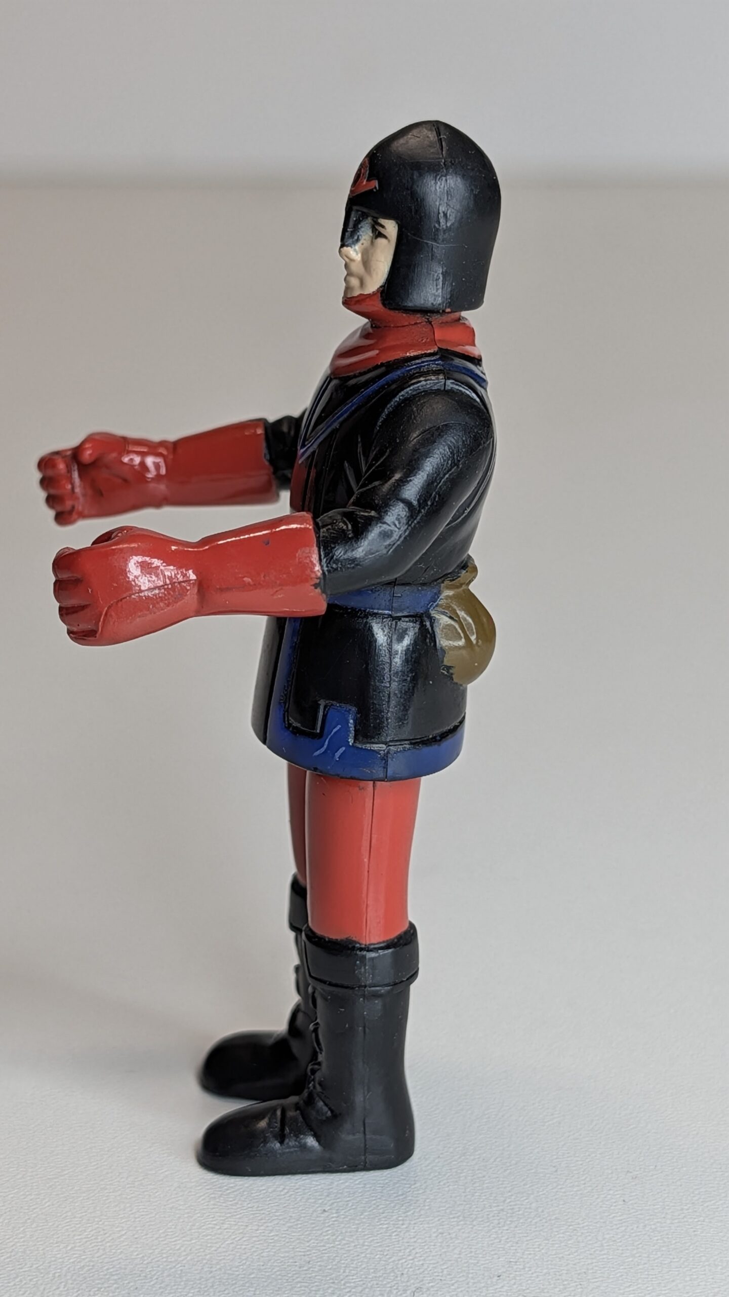 FIGURA DE MEDIVAL FANTASY RED AND BLACK KNIGHT – 17 GRAMAS – #5 USADO - Imagem 4