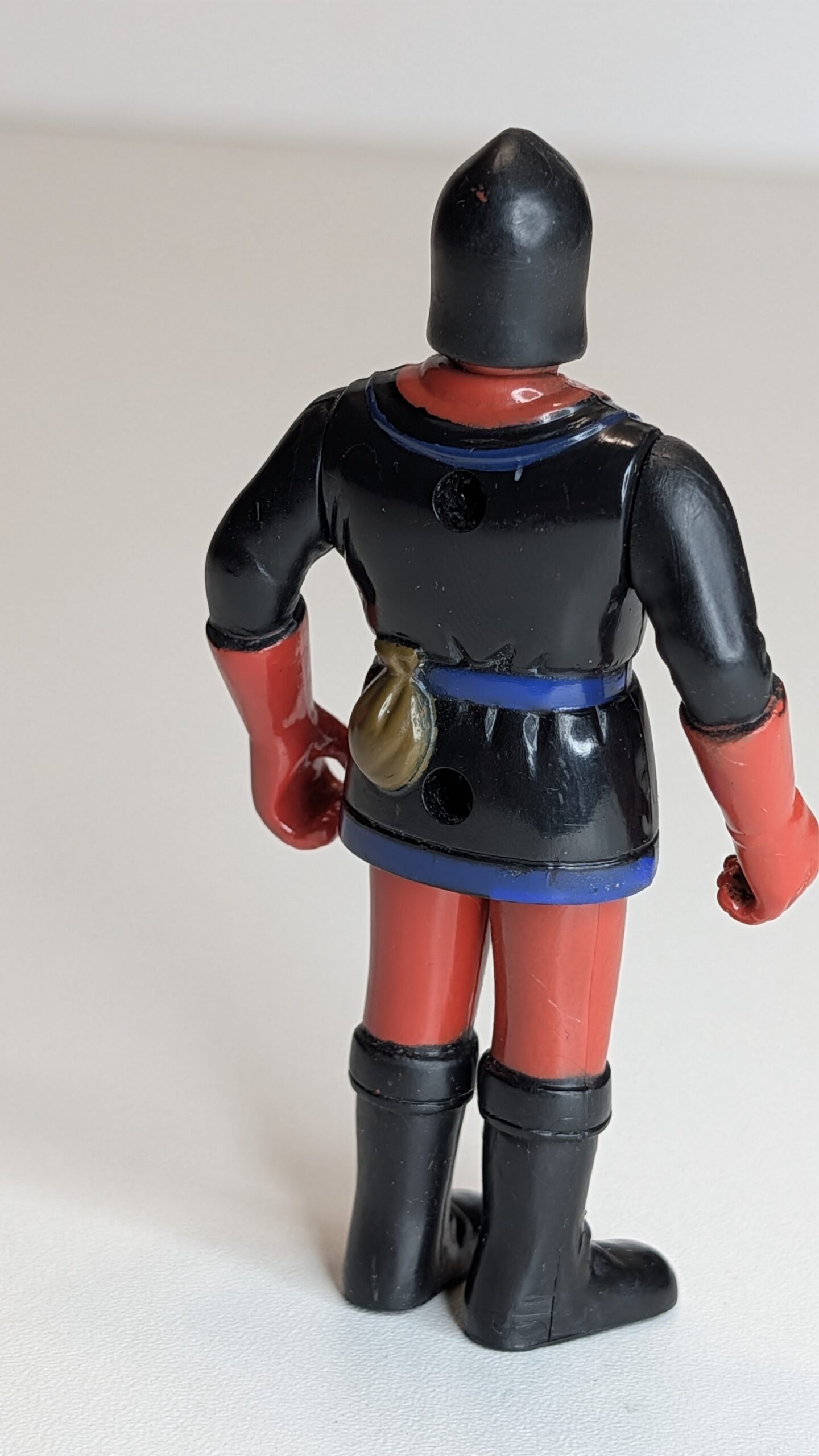 FIGURA DE MEDIVAL FANTASY RED AND BLACK KNIGHT – 17 GRAMAS – #5 USADO - Imagem 6