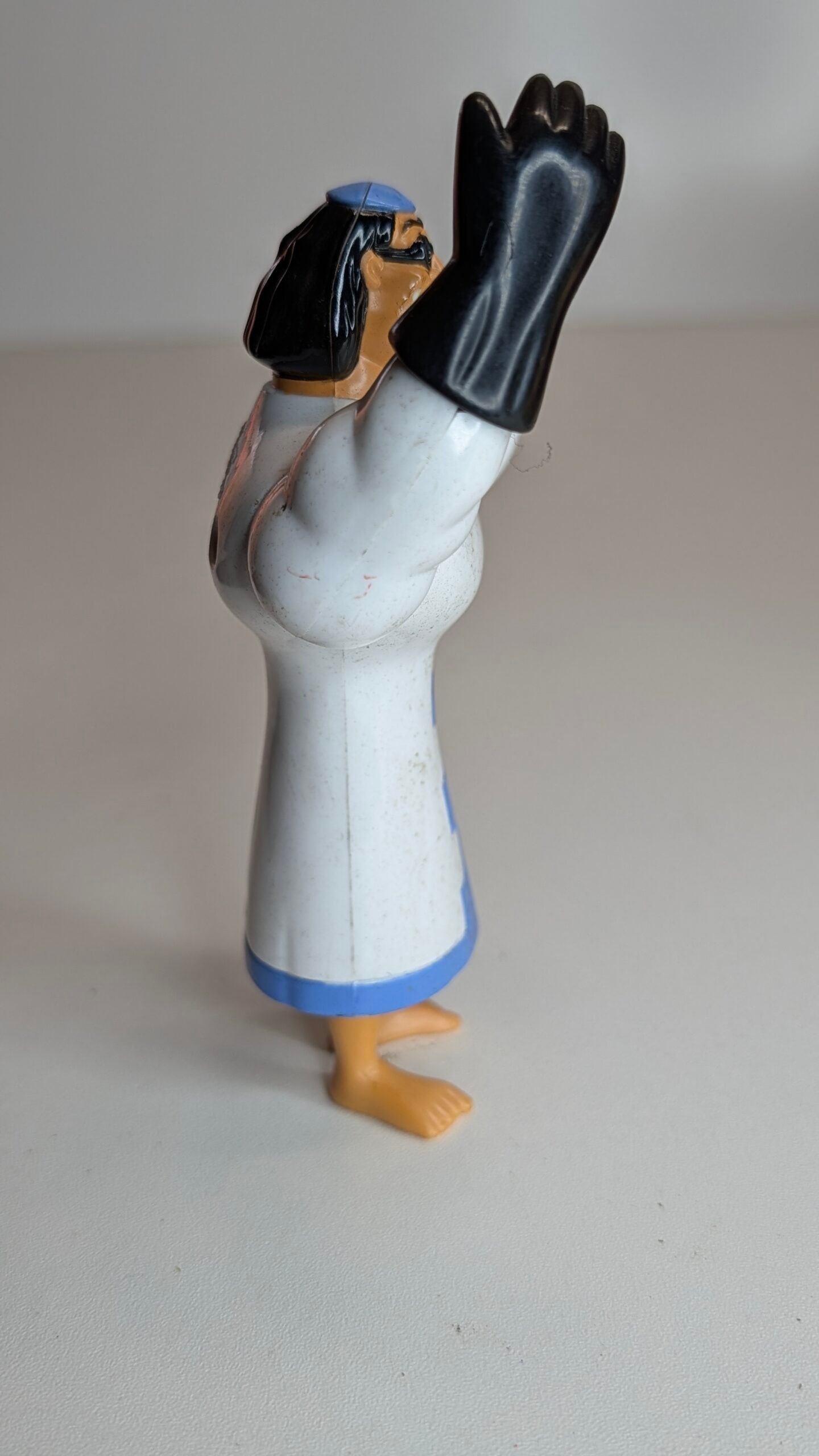 FIGURA DE 2001 KRONK DISNEY – 48 GRAMAS – #5 USADO - Imagem 4