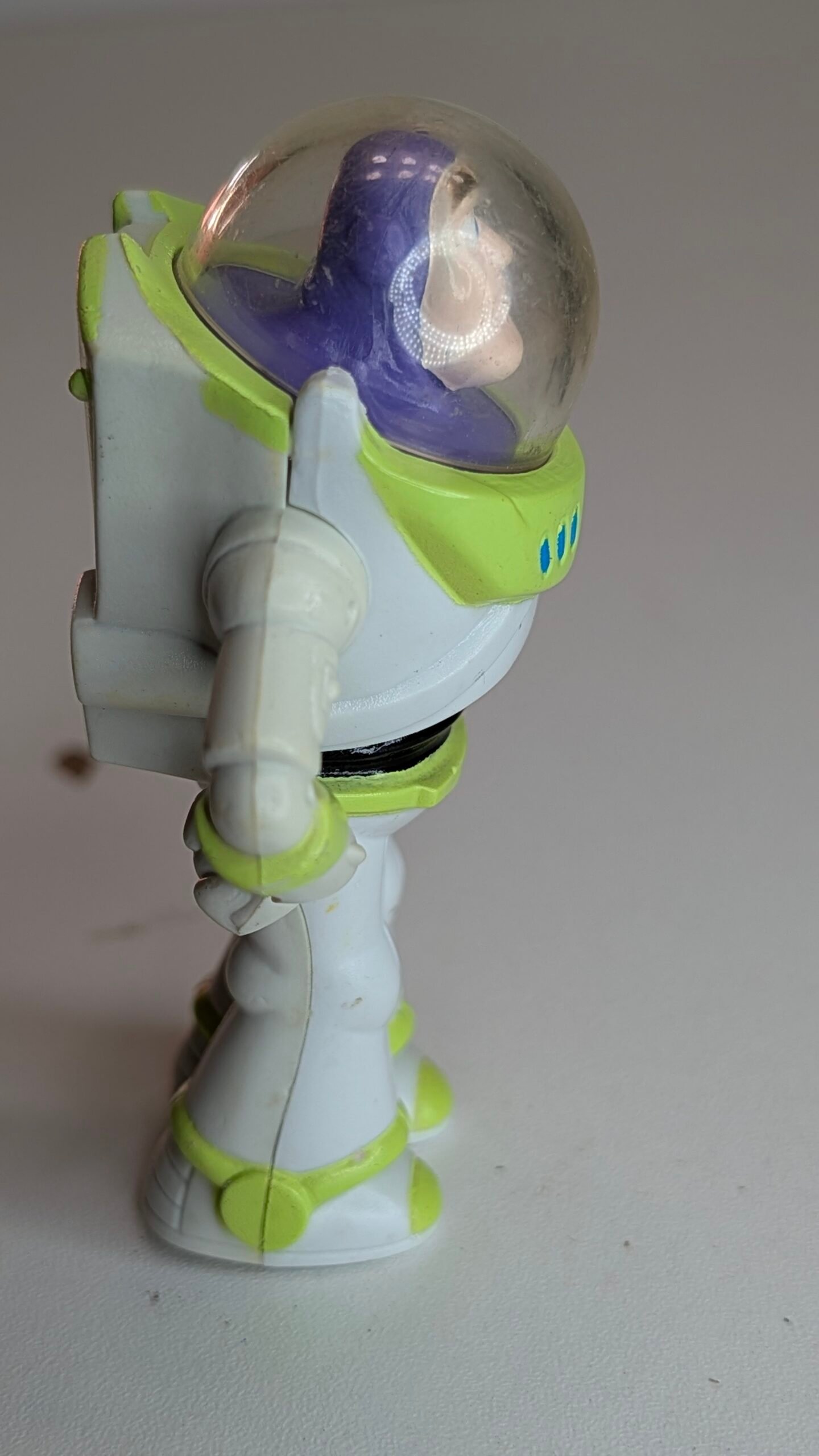 FIGURA DE 1996 BUZZ LIGHTYEAR DISNEY – 32 GRAMAS – #5 USADO - Imagem 5