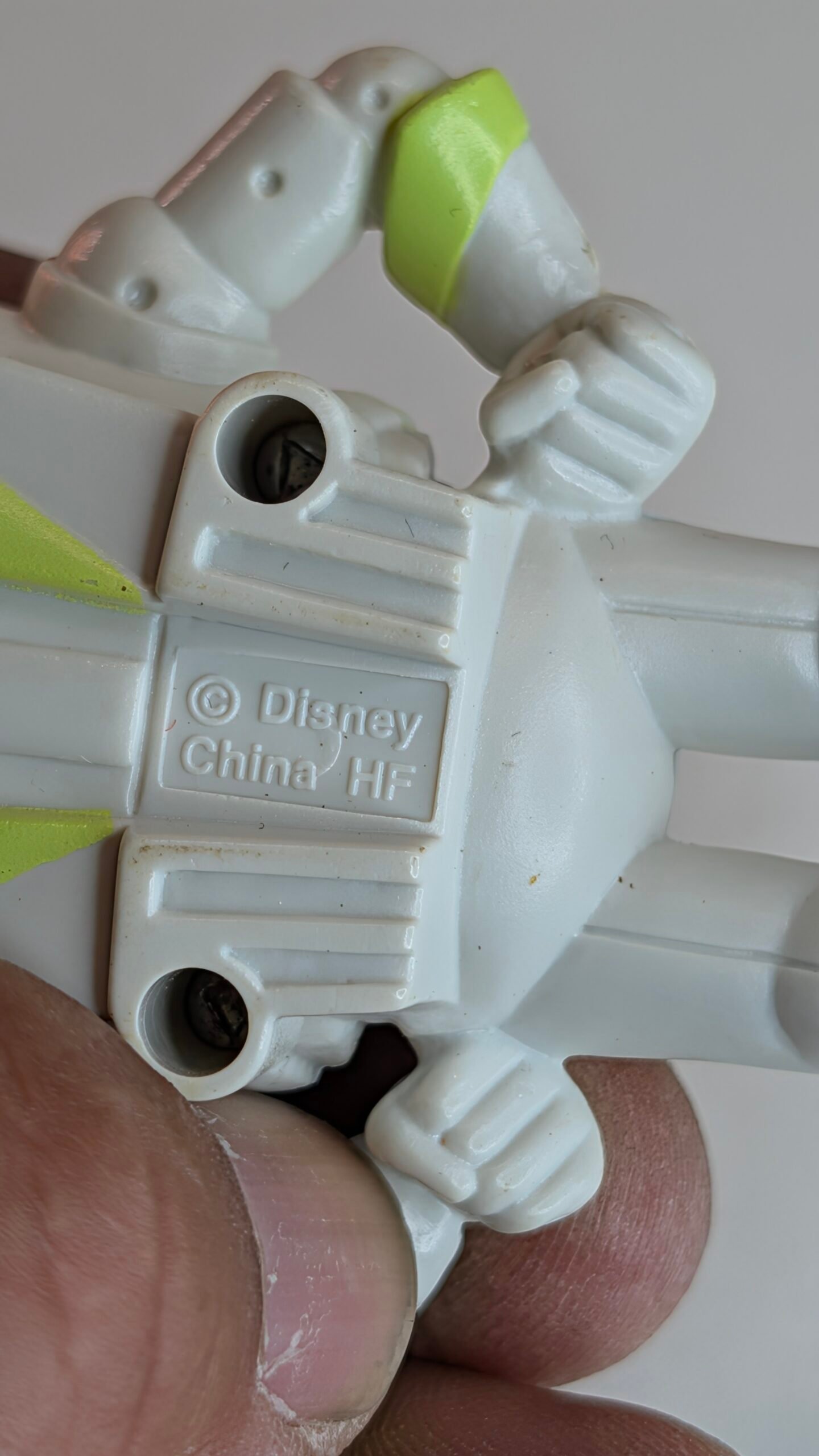 FIGURA DE 1996 BUZZ LIGHTYEAR DISNEY – 32 GRAMAS – #5 USADO - Imagem 8