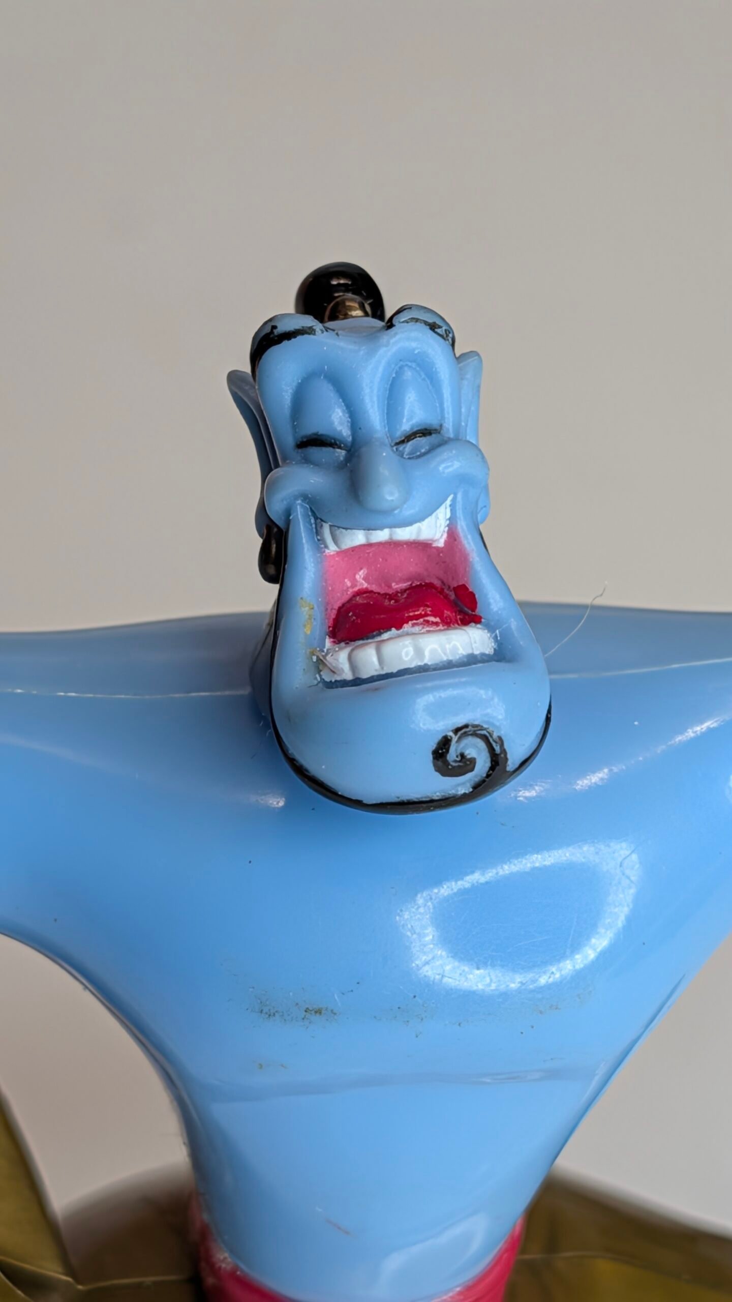 FIGURA DE 1992 ALLADIN GENIE OF THE LAMP DISNEY – 43 GRAMAS – #5 - Imagem 2