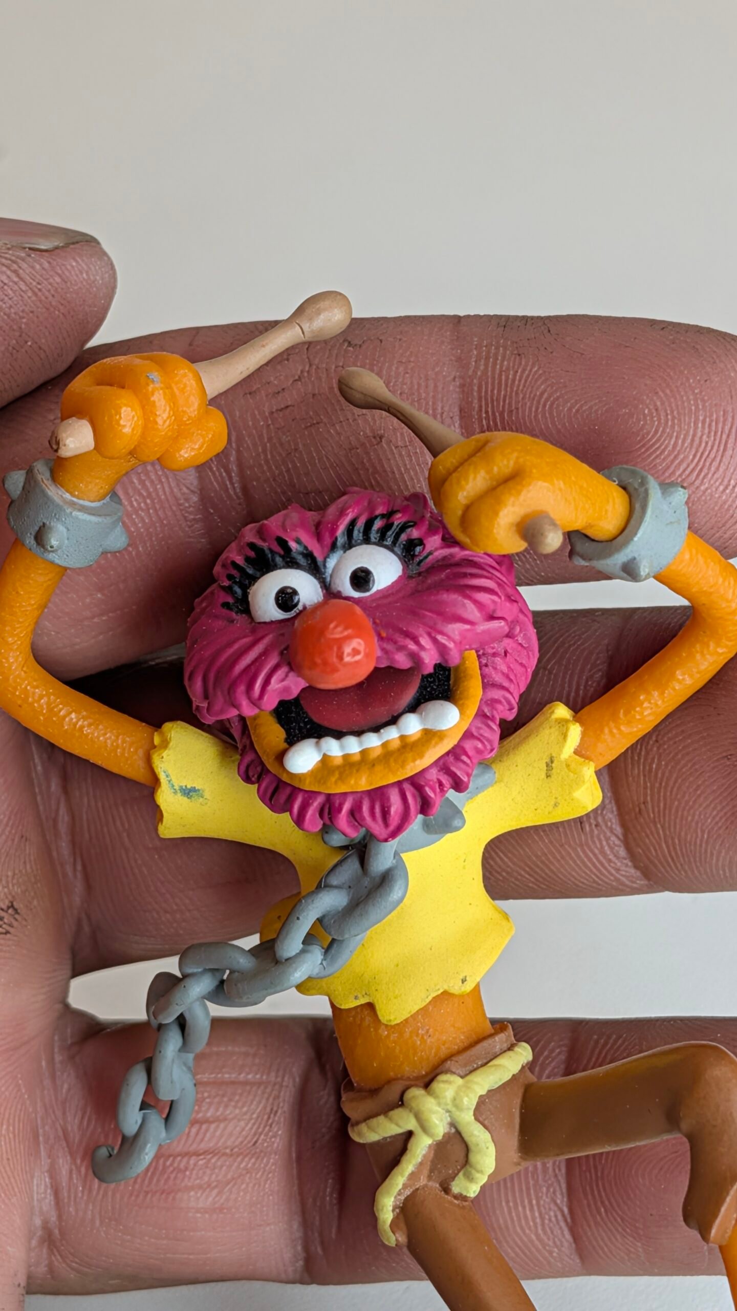 FIGURA DE 2012 PARKS THE MUPPETS ANIMAL DISNEY – 22 GRAMAS – #5 USADO - Imagem 2