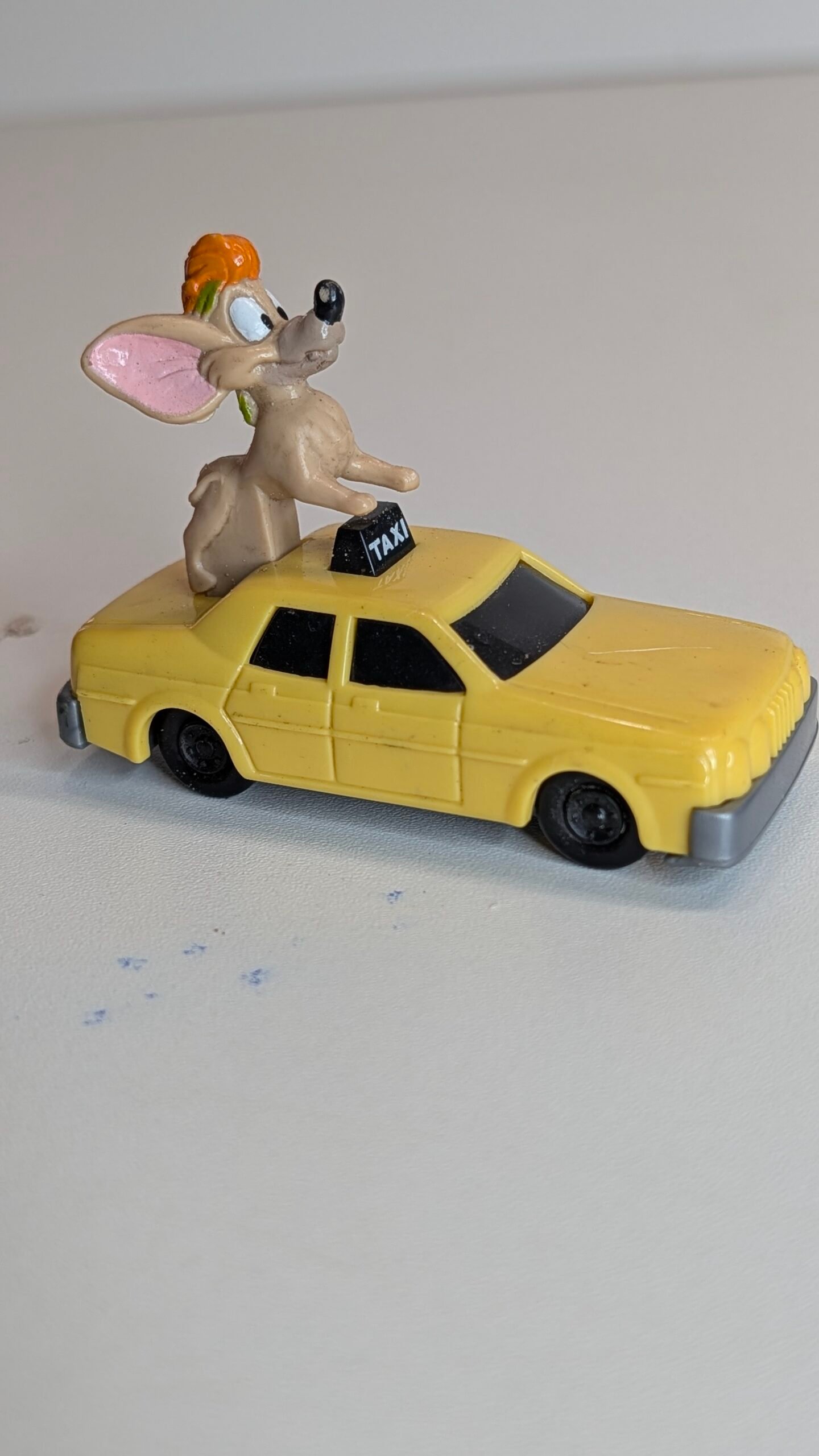 FIGURA DE 1996 TITO ON TAXI MCDONALDS – 28 GRAMAS – #5 USADO - Imagem 5