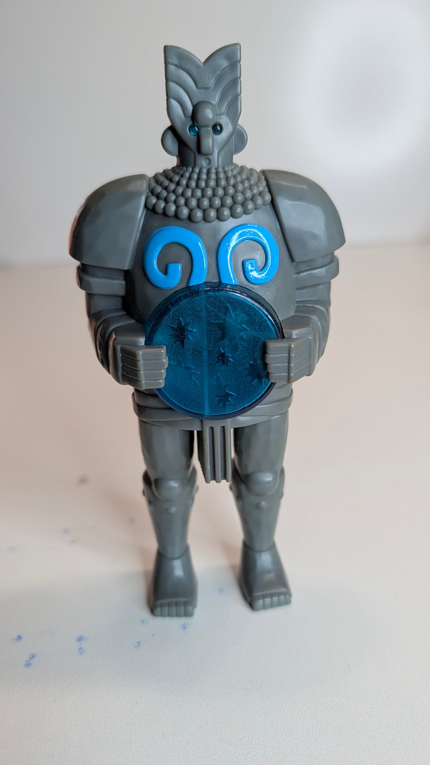 FIGURA DE 2001 STONE GIANT ATLANTIS DISNEY – 70 GRAMAS – #5 USADO