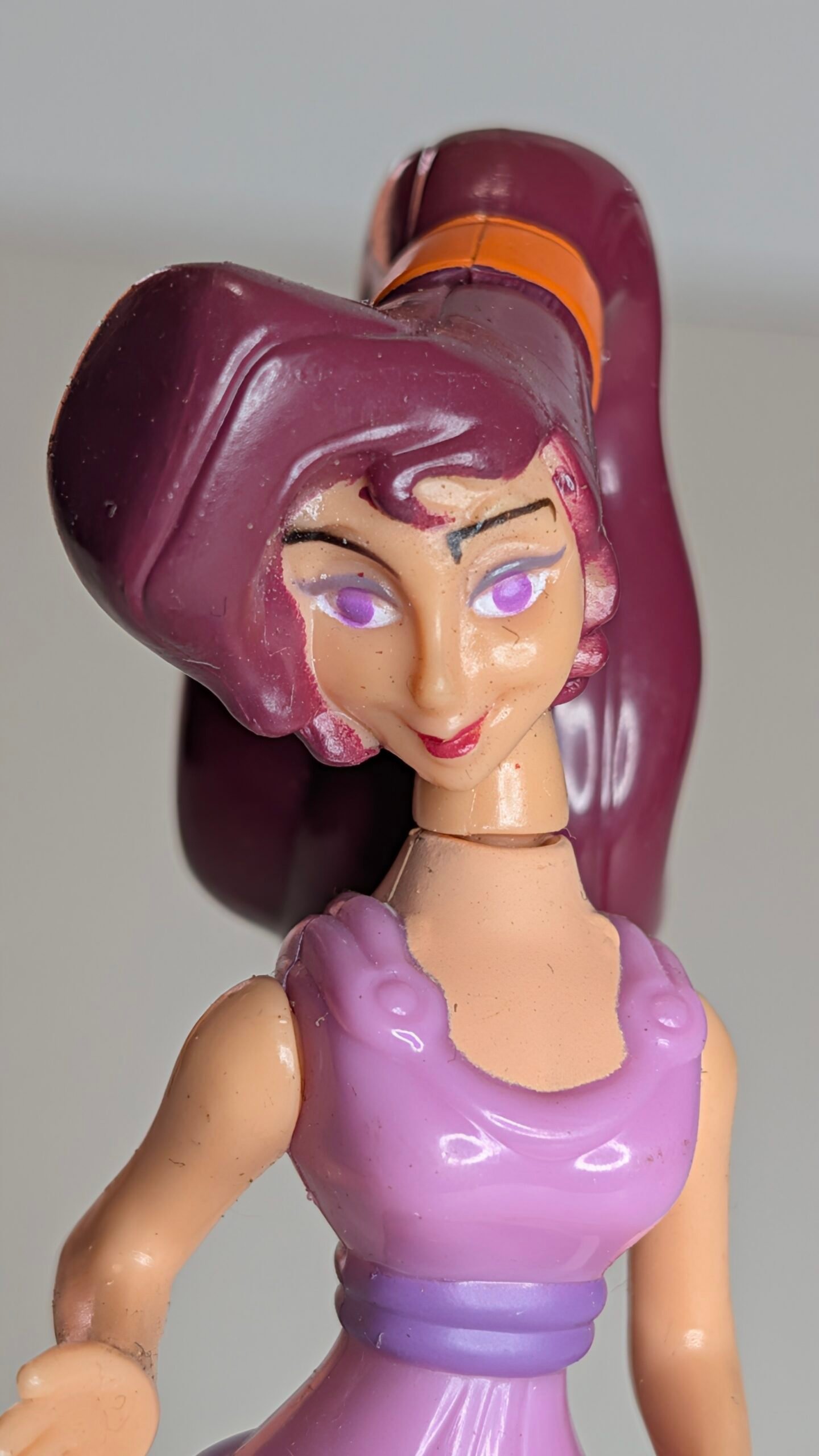 FIGURA DE 1997 MEGERA DISNEY – 32 GRAMAS – #5 USADO - Imagem 2