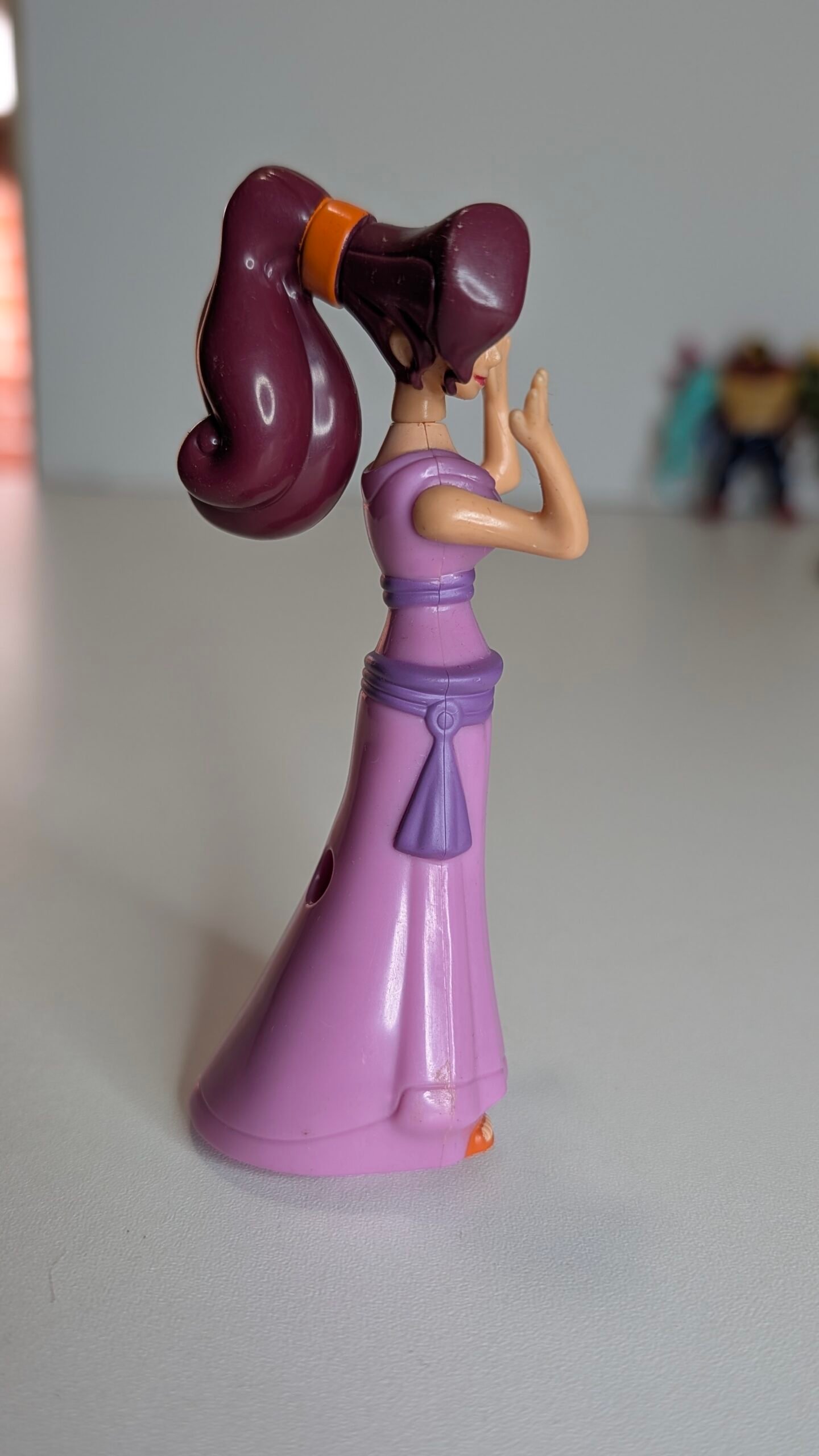 FIGURA DE 1997 MEGERA DISNEY – 32 GRAMAS – #5 USADO - Imagem 5