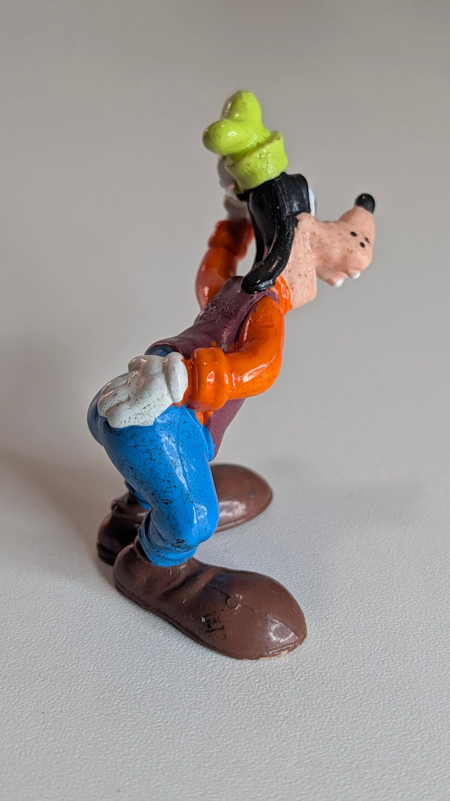 FIGURA DE 1996 GOOFY DISNEY – 20 GRAMAS – #5 USADO - Imagem 4