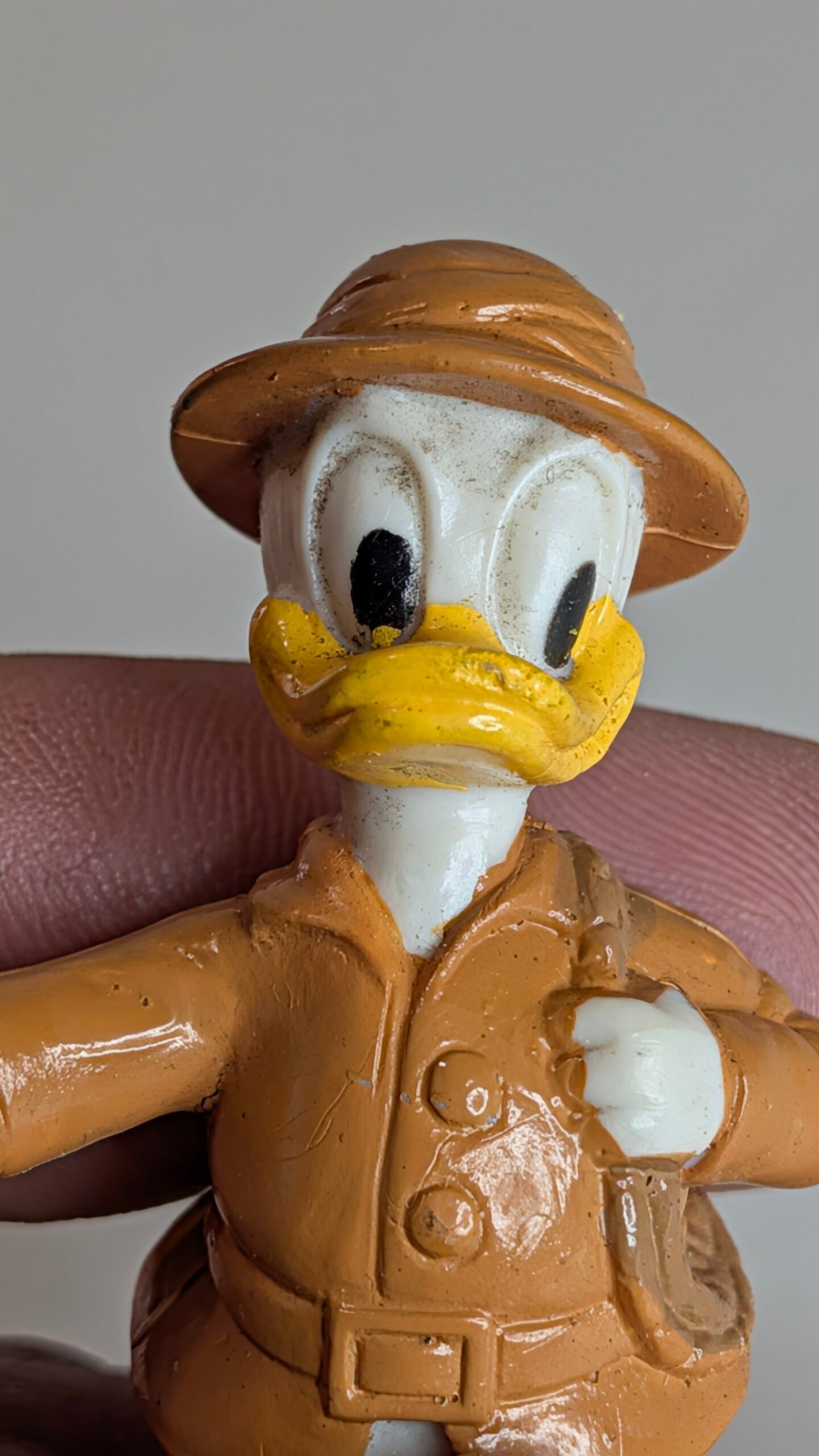 FIGURA DE 1997 DONALD DUCK EXPLOERER MCDONALDS DISNEY – 19 GRAMAS – #5 USADO - Imagem 2