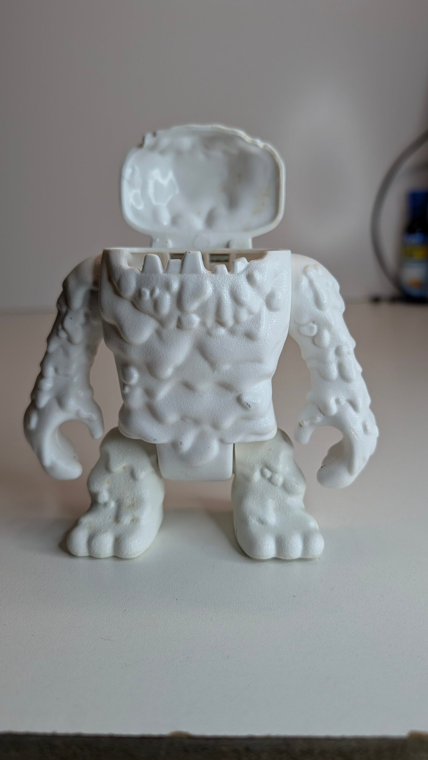 FIGURA DE 2011 WHITE CLAYFACE (MONSTRO DE NEVE / CARA DE BARRO) IMAGINEXT DC SUPER FRIENDS - VILÃO DO BATMAN – 142 GRAMAS - #3 USADO - Imagem 4