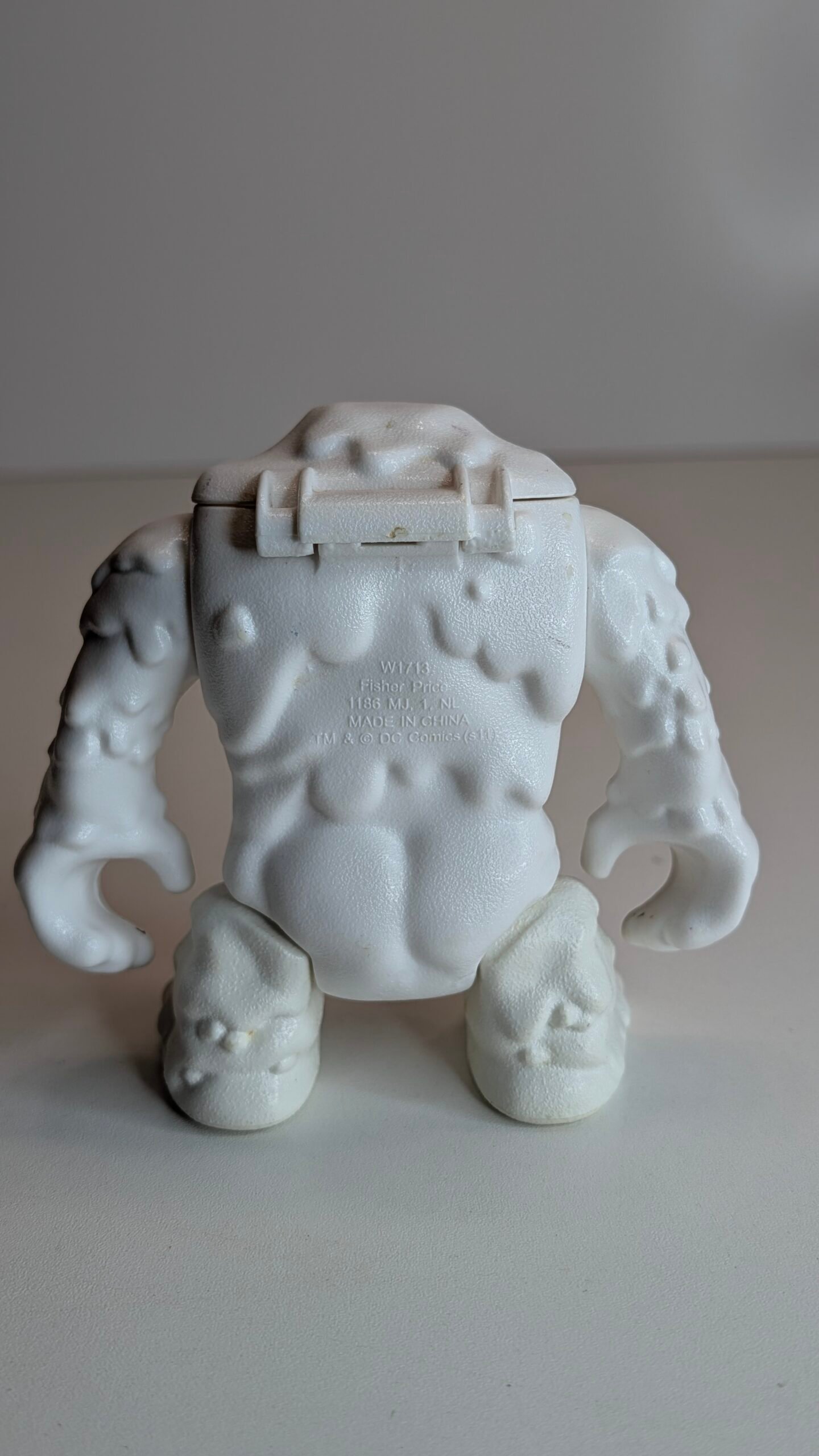 FIGURA DE 2011 WHITE CLAYFACE (MONSTRO DE NEVE / CARA DE BARRO) IMAGINEXT DC SUPER FRIENDS - VILÃO DO BATMAN – 142 GRAMAS - #3 USADO - Imagem 7